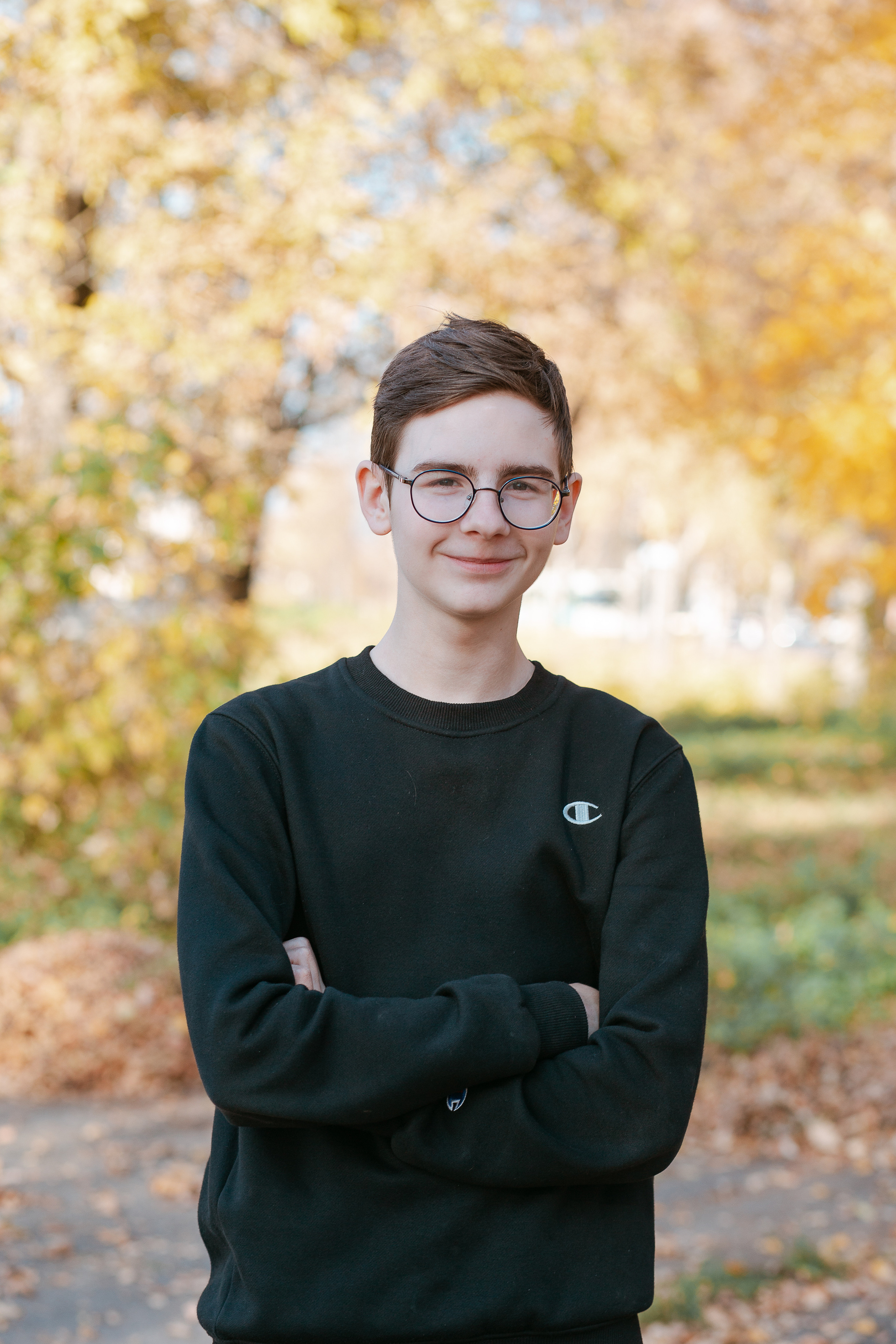 Осенняя фотосессия для выпускного альбома. Студия выпускных альбомов Остров