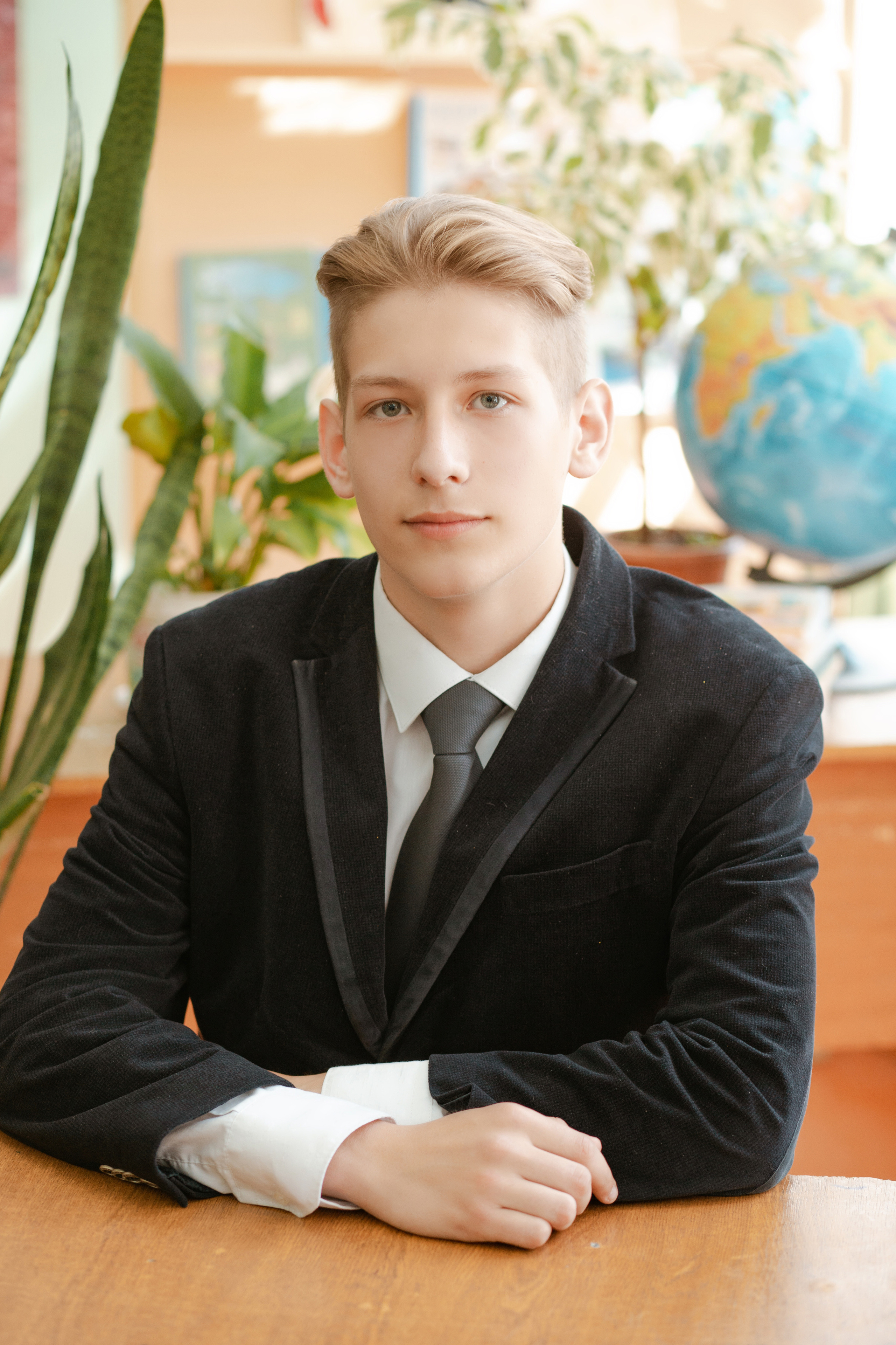 Фотосессия для фотокниги. Весна. Студия выпускных альбомов Остров