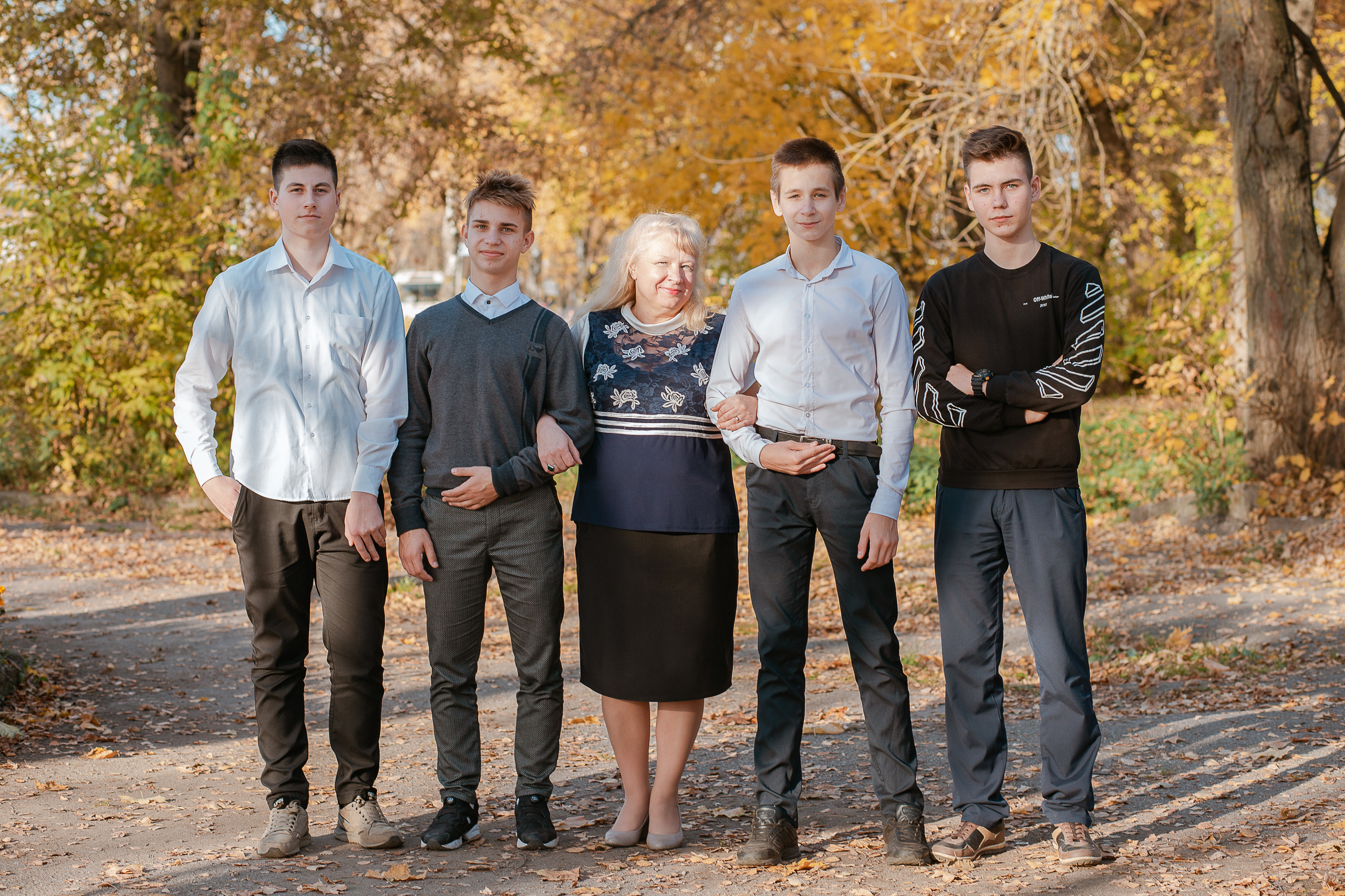 Фотосессия для выпускного альбома. Осень. Студия выпускных альбомов Остров