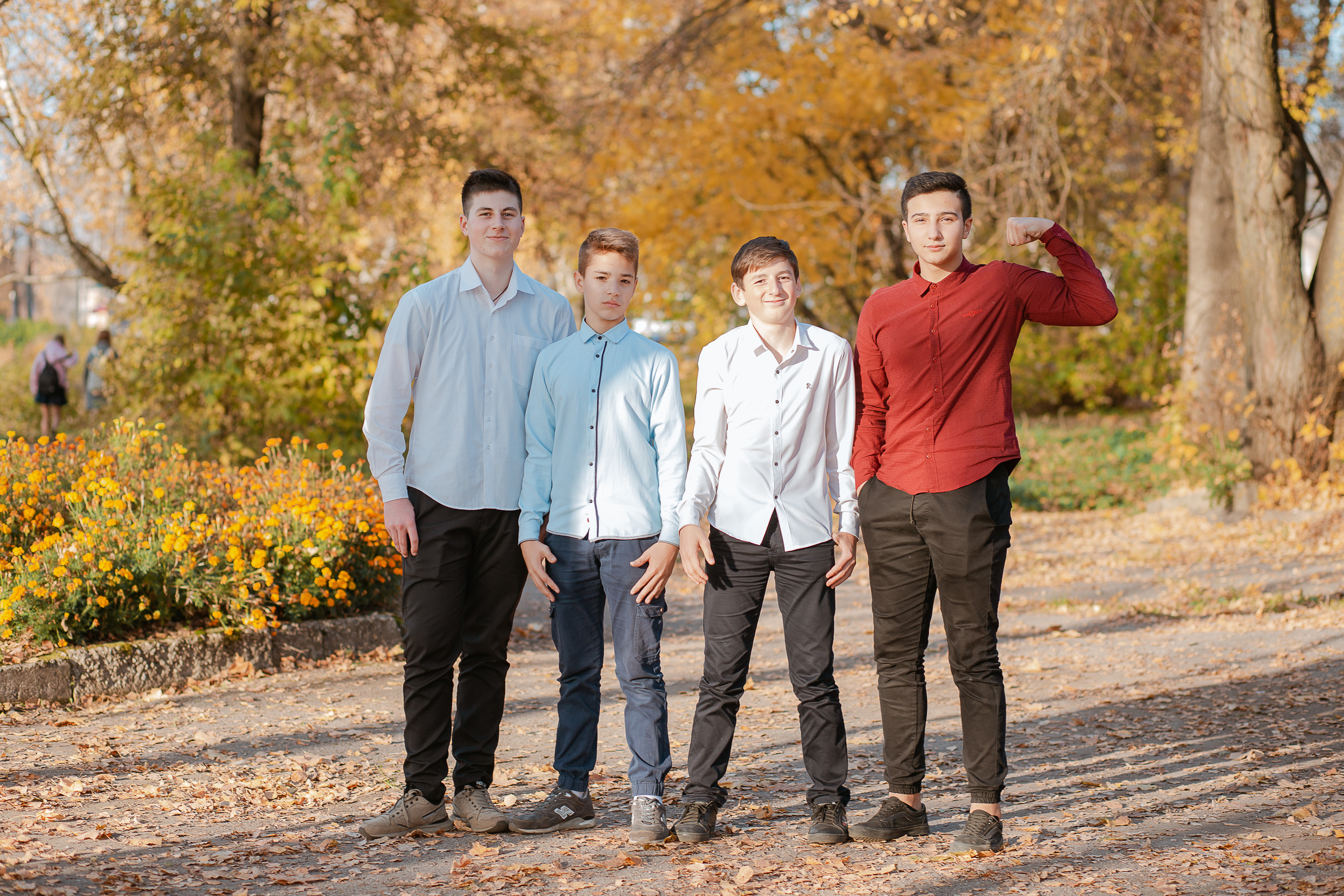 Фотосессия для выпускного альбома. Осень. Студия выпускных альбомов Остров