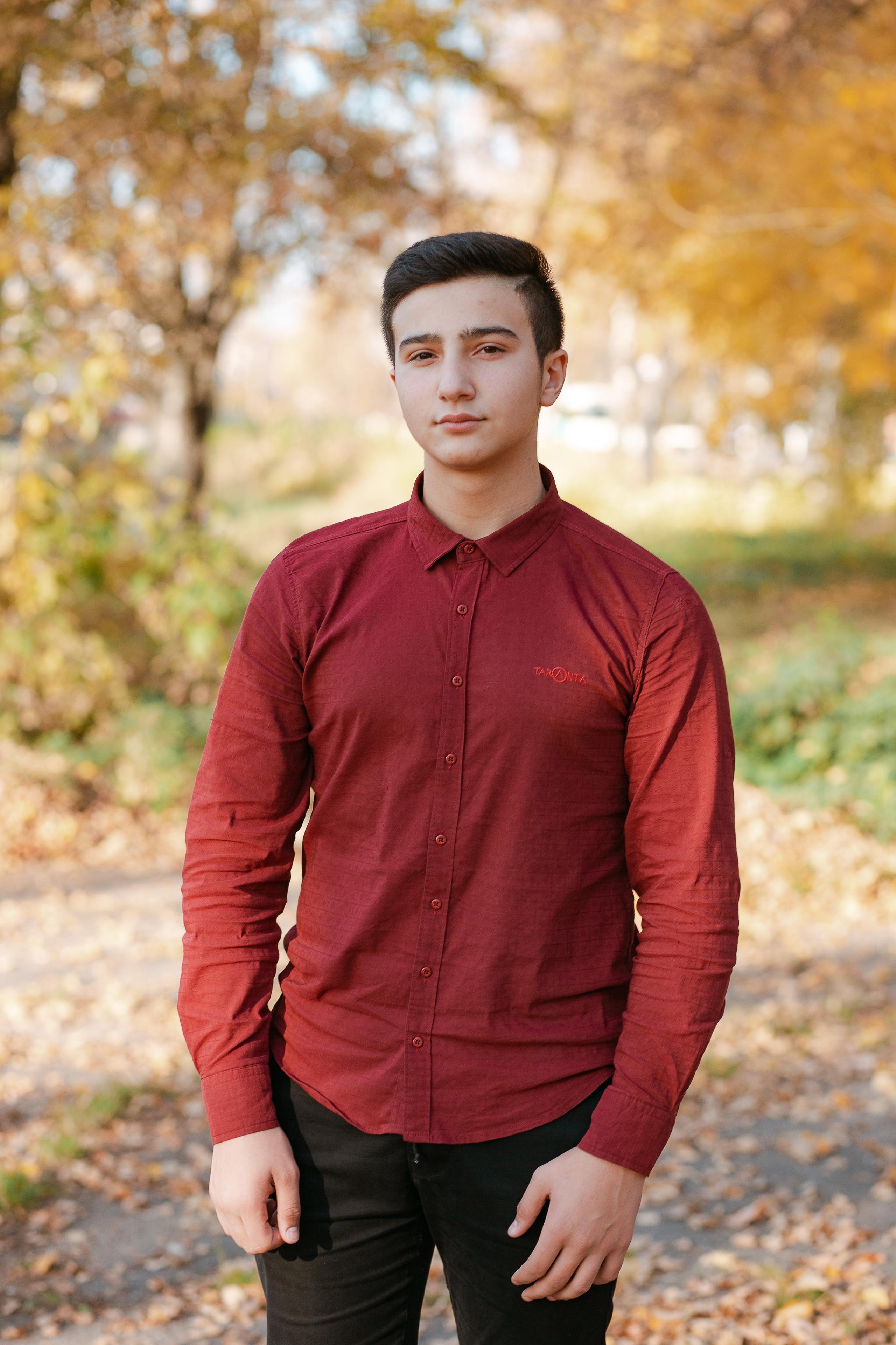 Фотосессия для выпускного альбома. Осень. Студия выпускных альбомов Остров