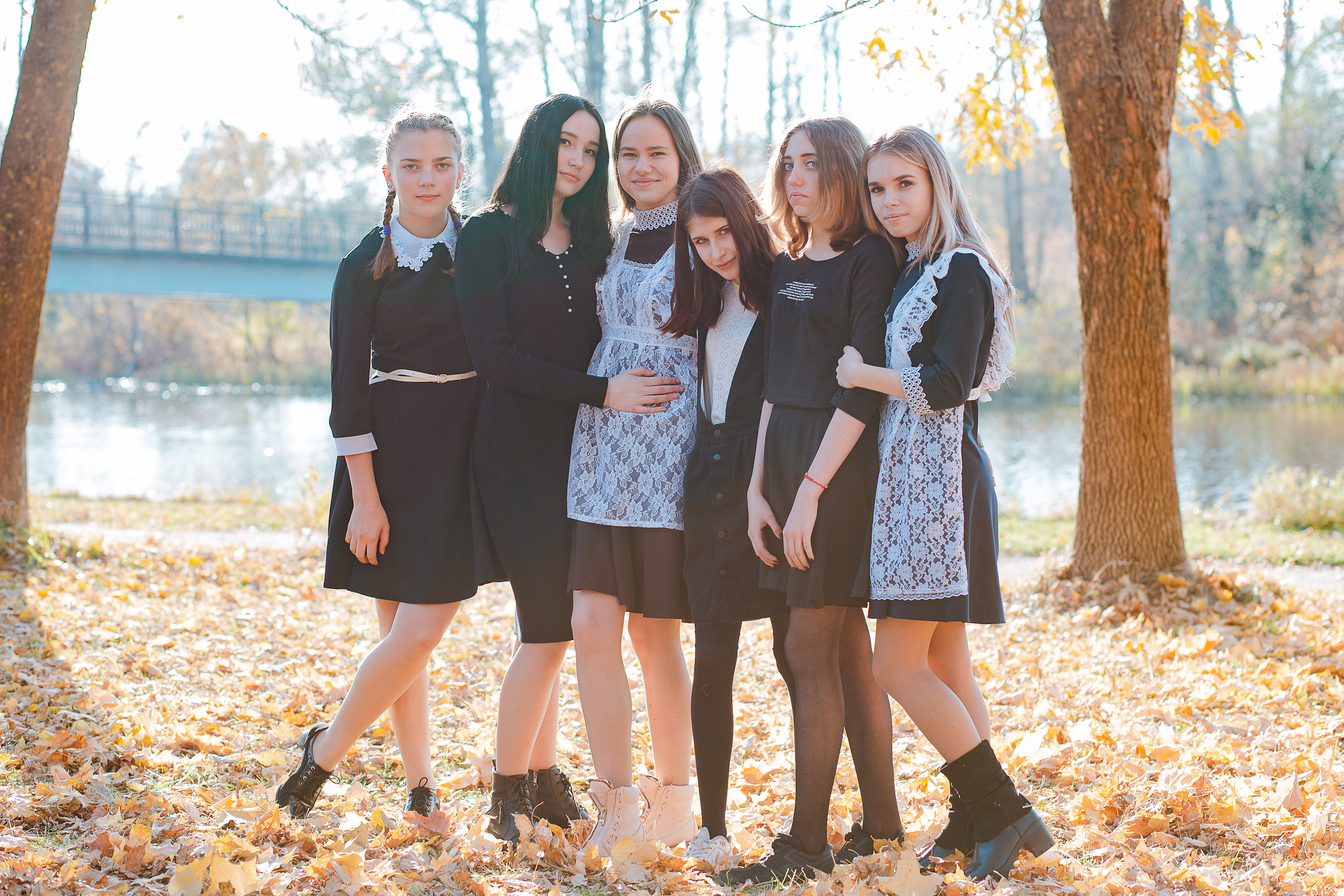 Осенняя фотосессия для выпускного альбома. Студия выпускных альбомов Остров
