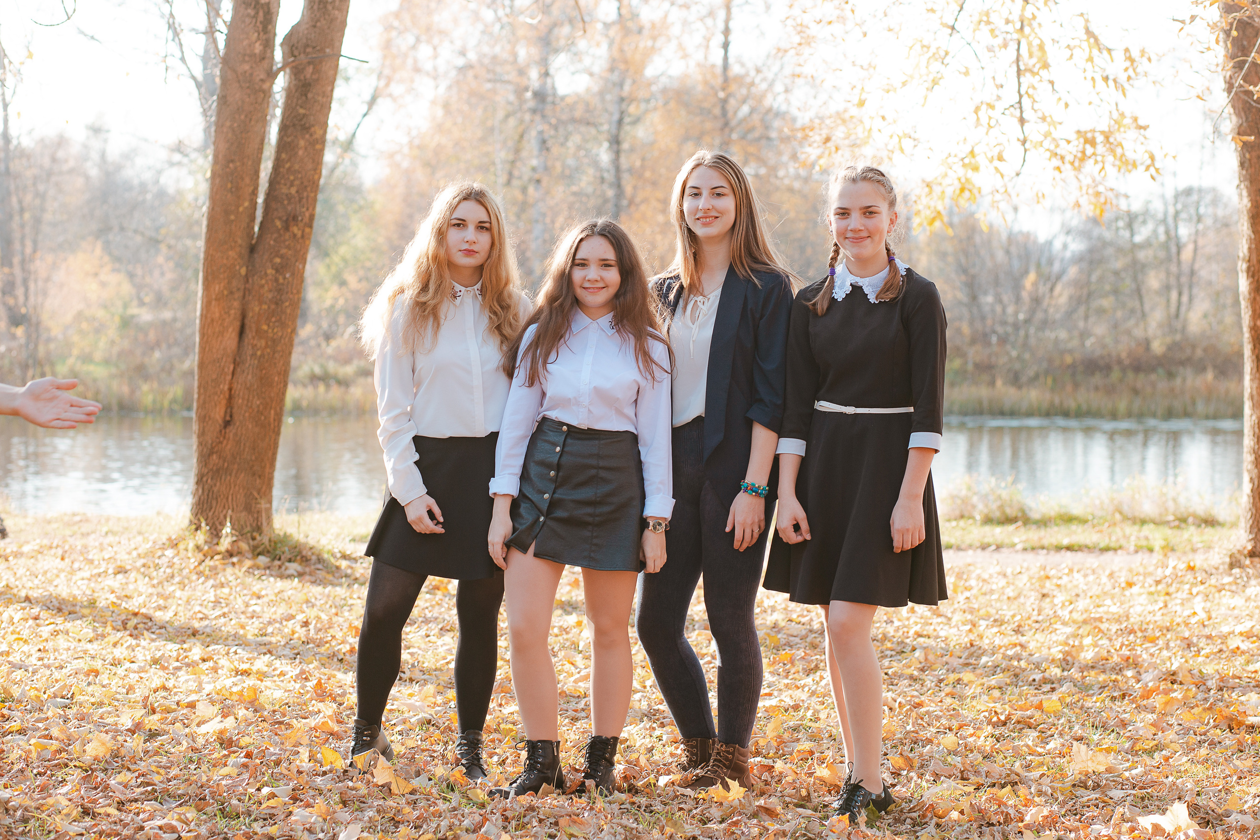 Осенняя фотосессия для выпускного альбома. Студия выпускных альбомов Остров