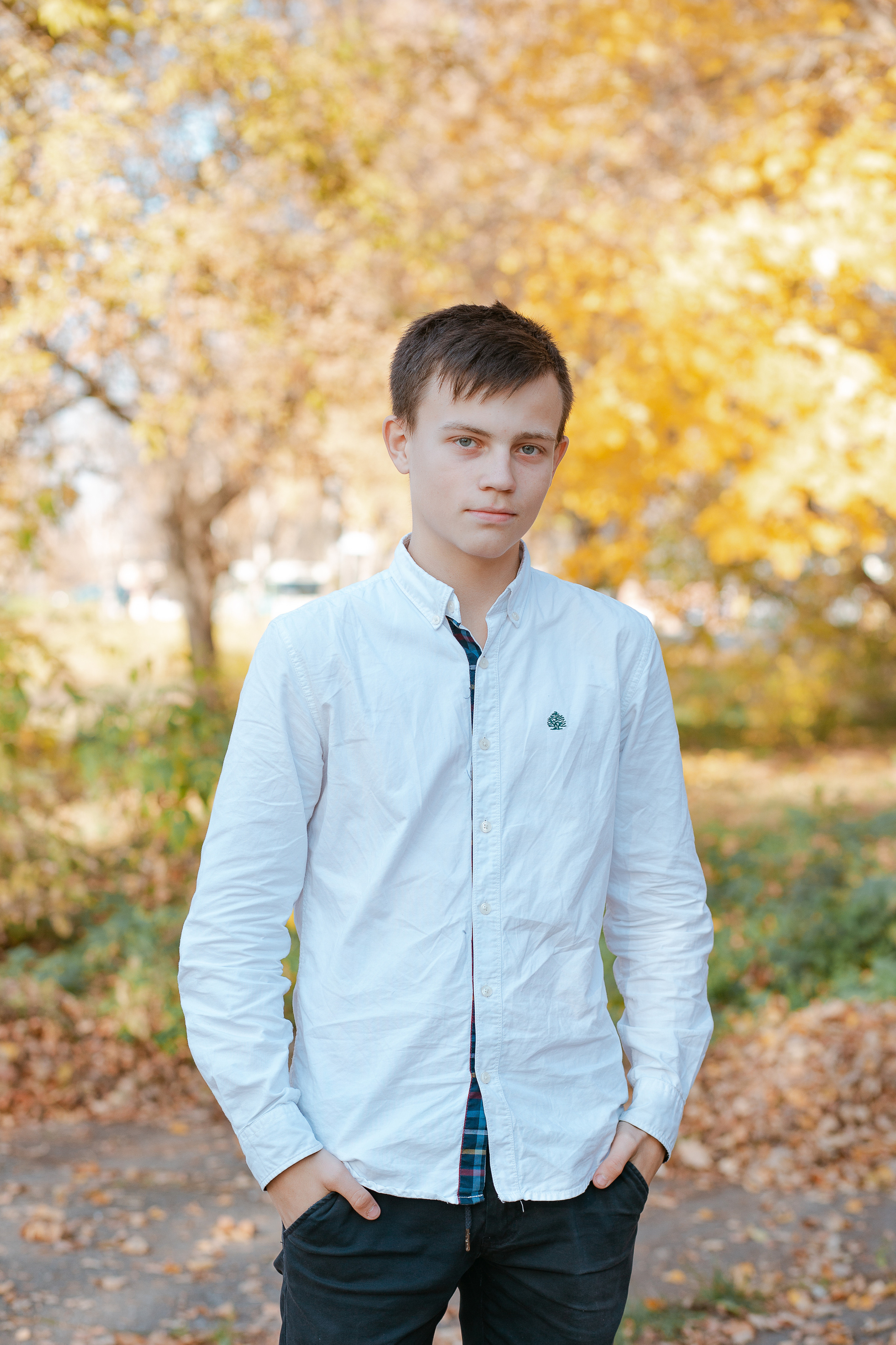 Осенняя фотосессия для выпускного альбома. Студия выпускных альбомов Остров