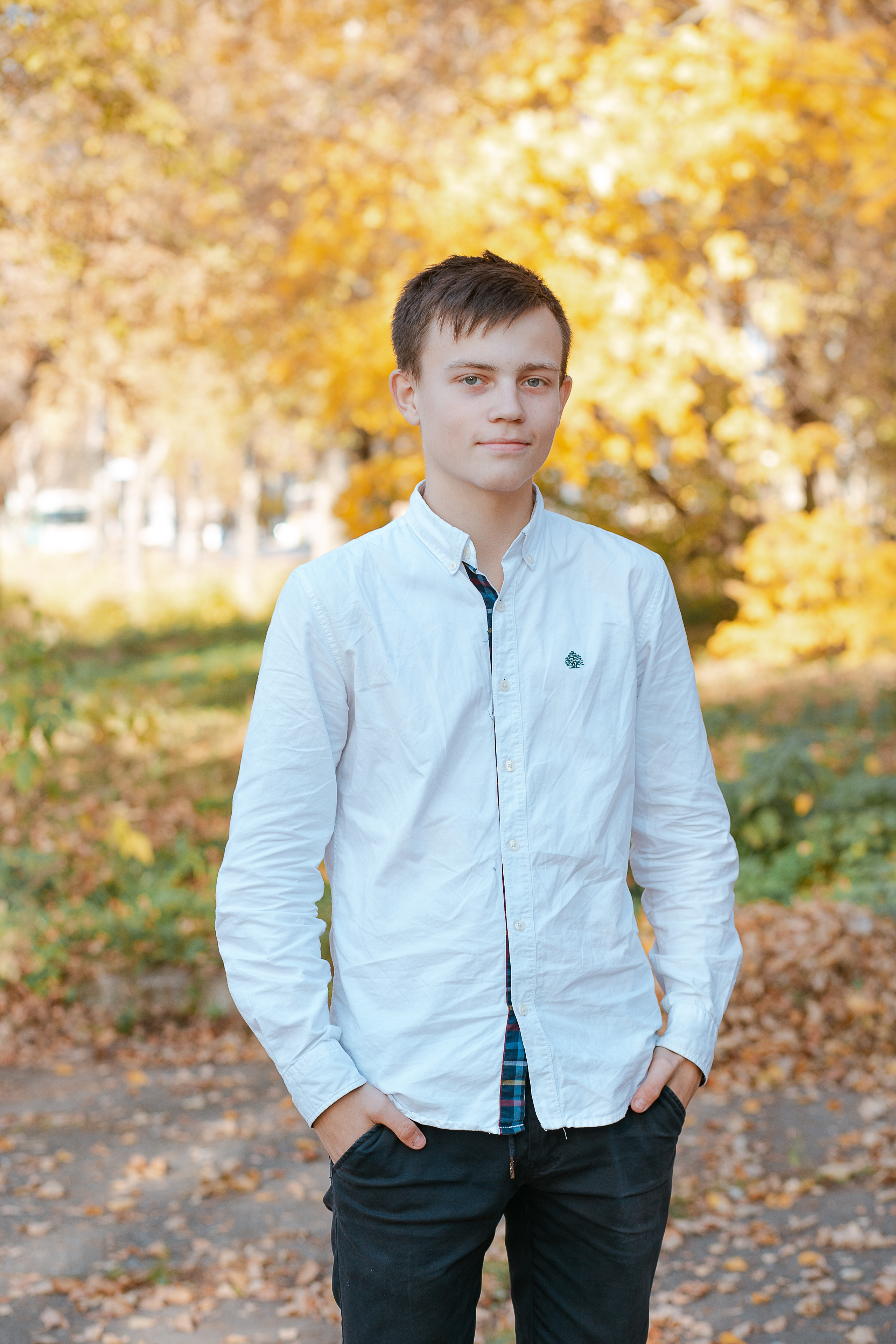 Осенняя фотосессия для выпускного альбома. Студия выпускных альбомов Остров