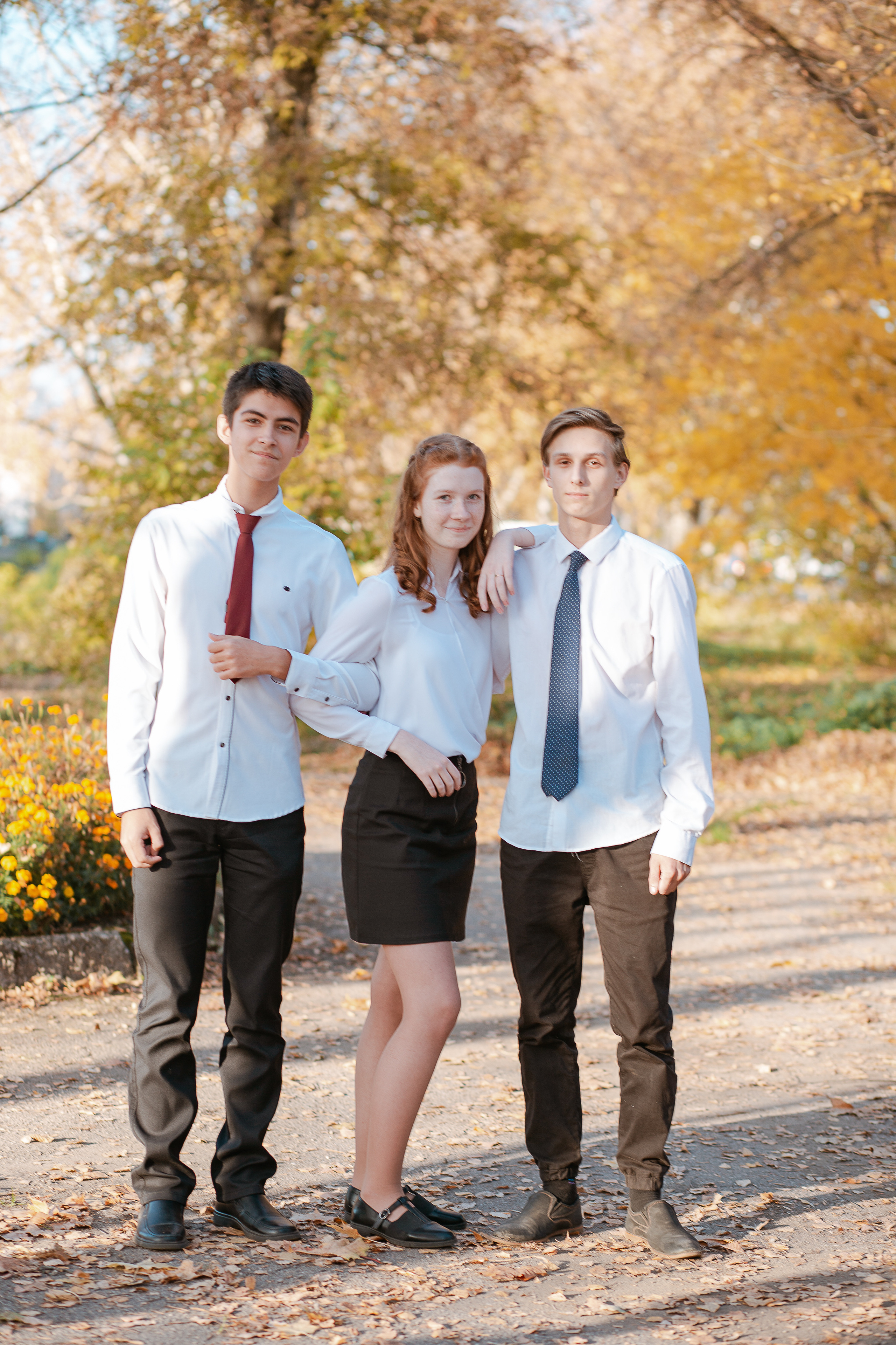 Фотосессия для выпускного альбома. Осень. Студия выпускных альбомов Остров