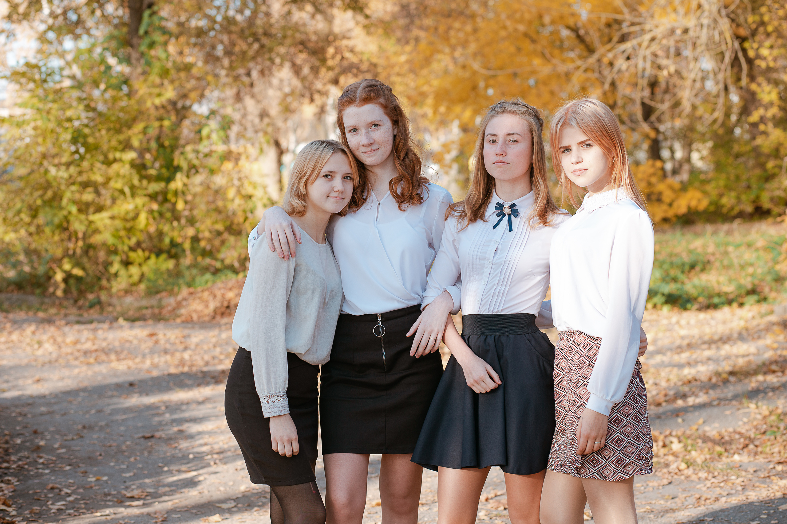 Фотосессия для выпускного альбома. Осень. Студия выпускных альбомов Остров