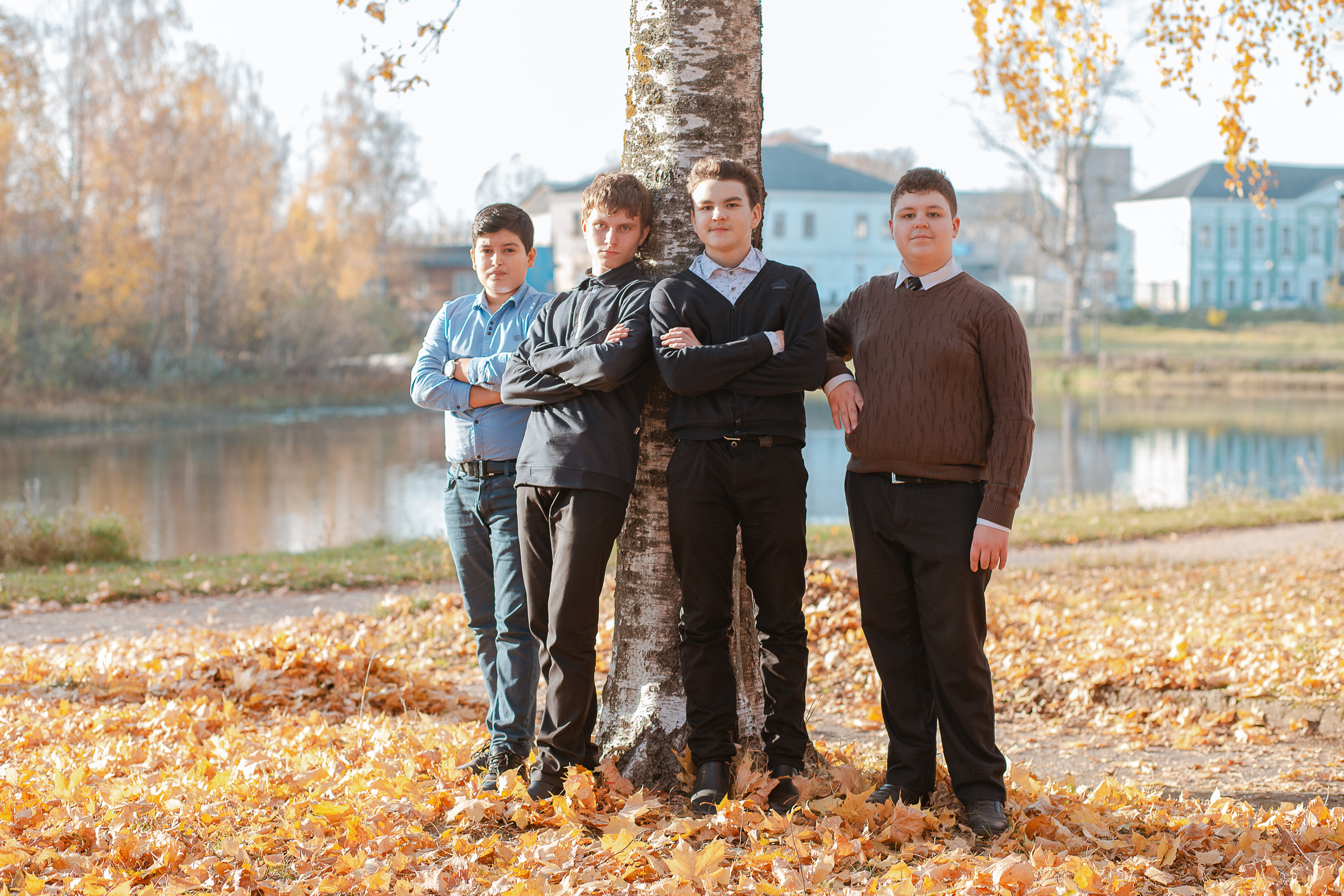 Фотосессия для выпускного альбома. Осень. Студия выпускных альбомов Остров