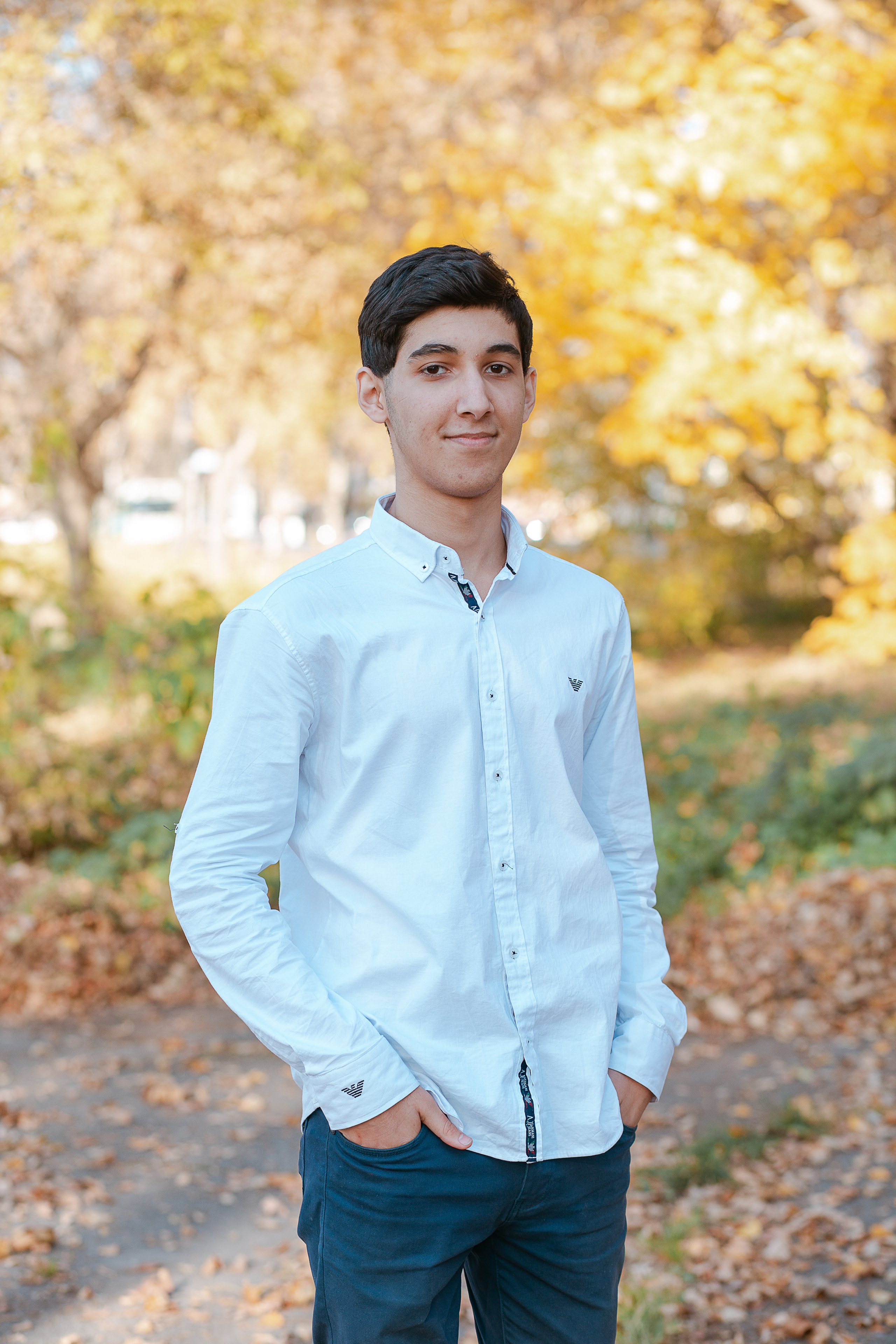 Осенняя фотосессия для выпускного альбома. Студия выпускных альбомов Остров