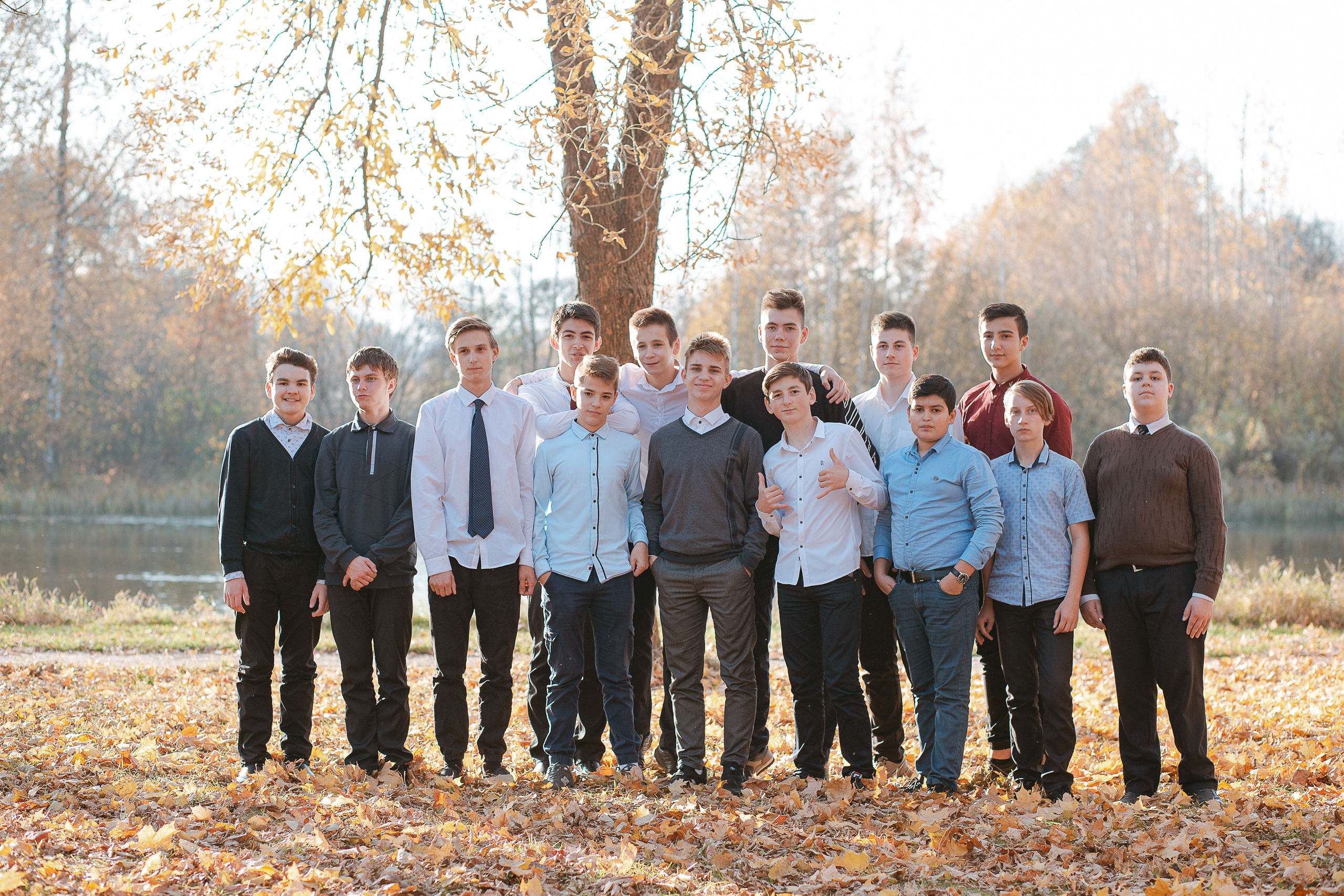 Фотосессия для выпускного альбома. Осень. Студия выпускных альбомов Остров