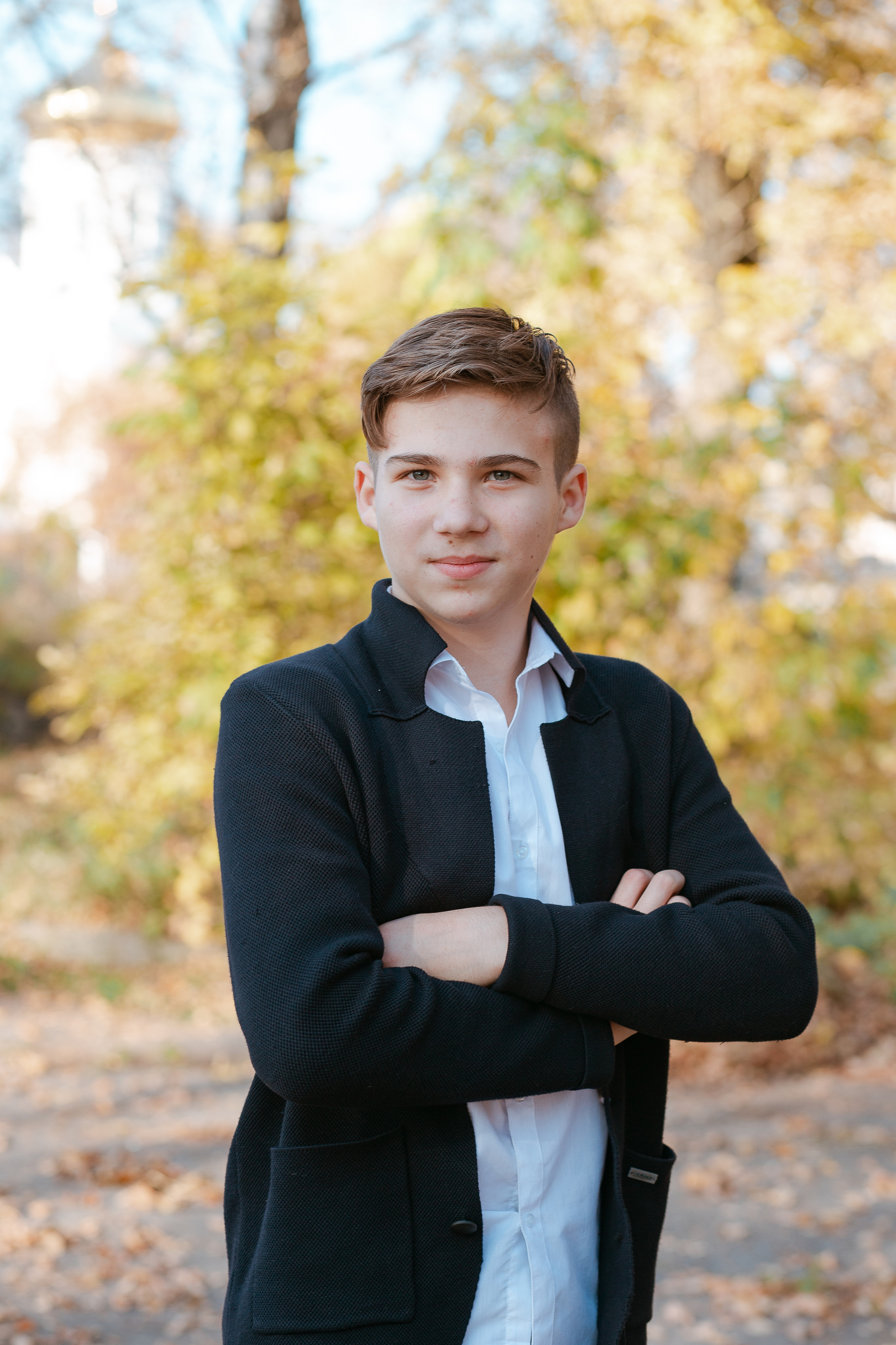 Осенняя фотосессия для выпускного альбома. Студия выпускных альбомов Остров