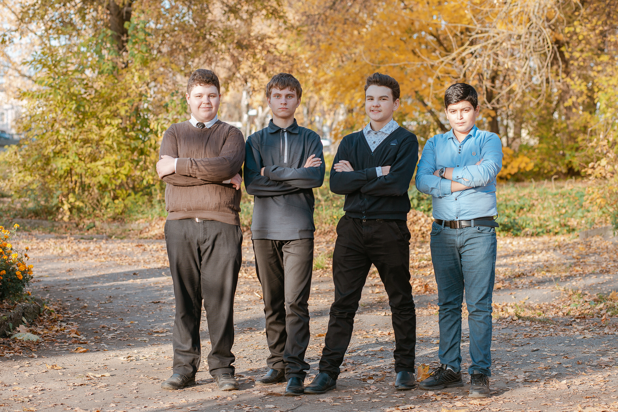 Фотосессия для выпускного альбома. Осень. Студия выпускных альбомов Остров