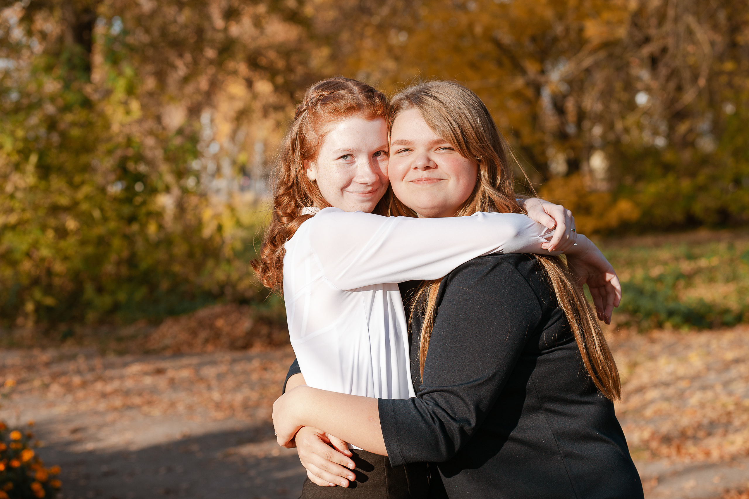 Фотосессия для выпускного альбома. Осень. Студия выпускных альбомов Остров