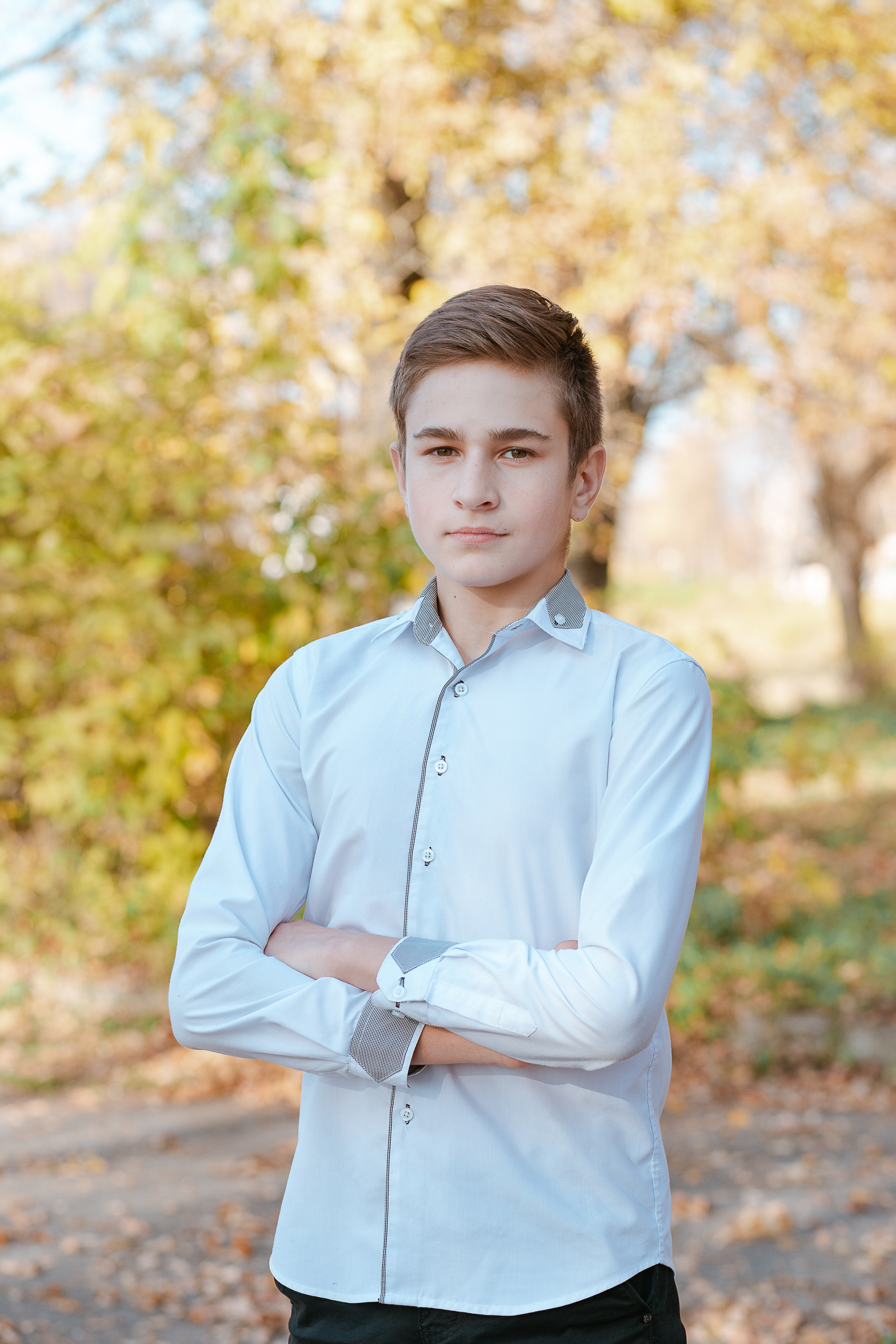 Осенняя фотосессия для выпускного альбома. Студия выпускных альбомов Остров