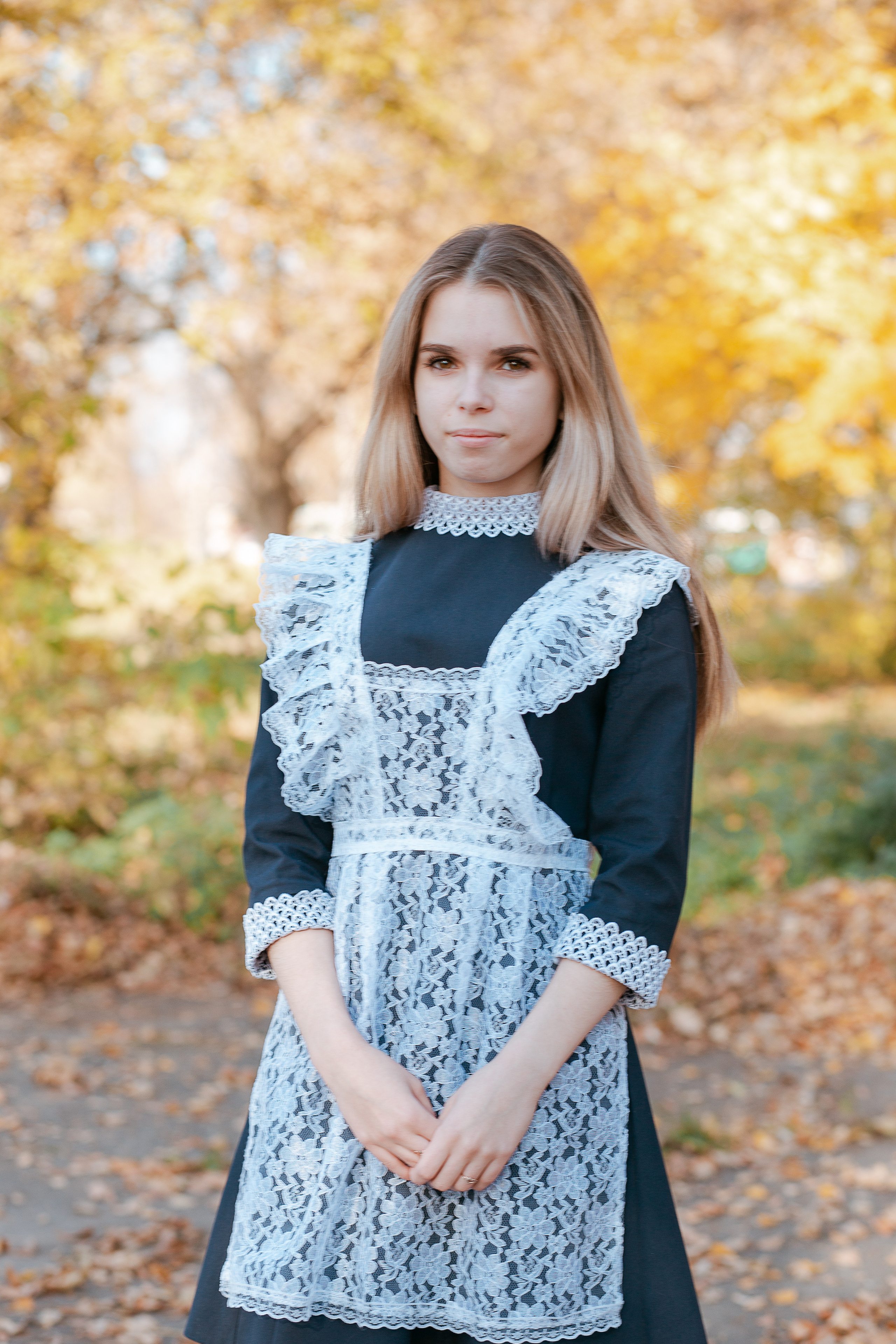 Осенняя фотосессия для выпускного альбома. Студия выпускных альбомов Остров