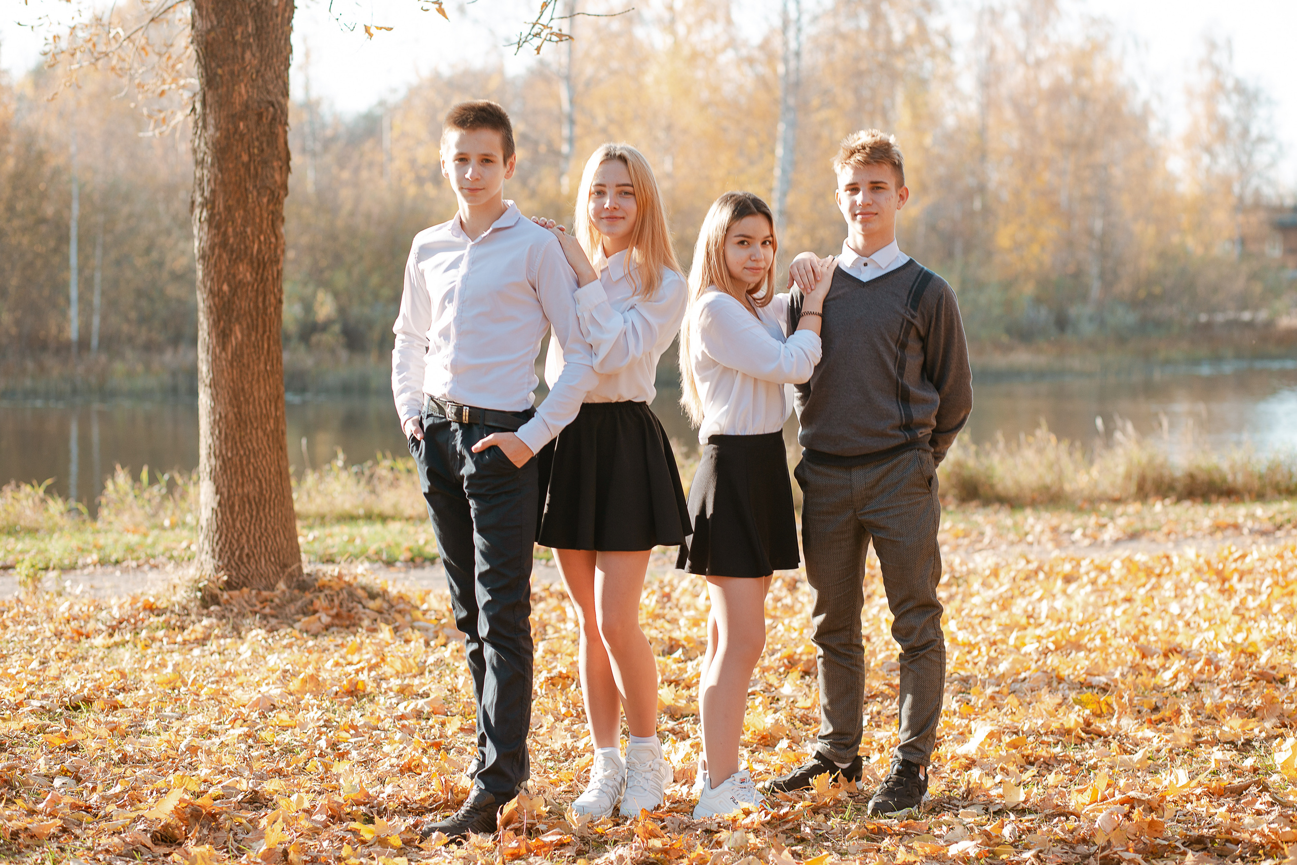 Фотосессия для выпускного альбома. Осень. Студия выпускных альбомов Остров