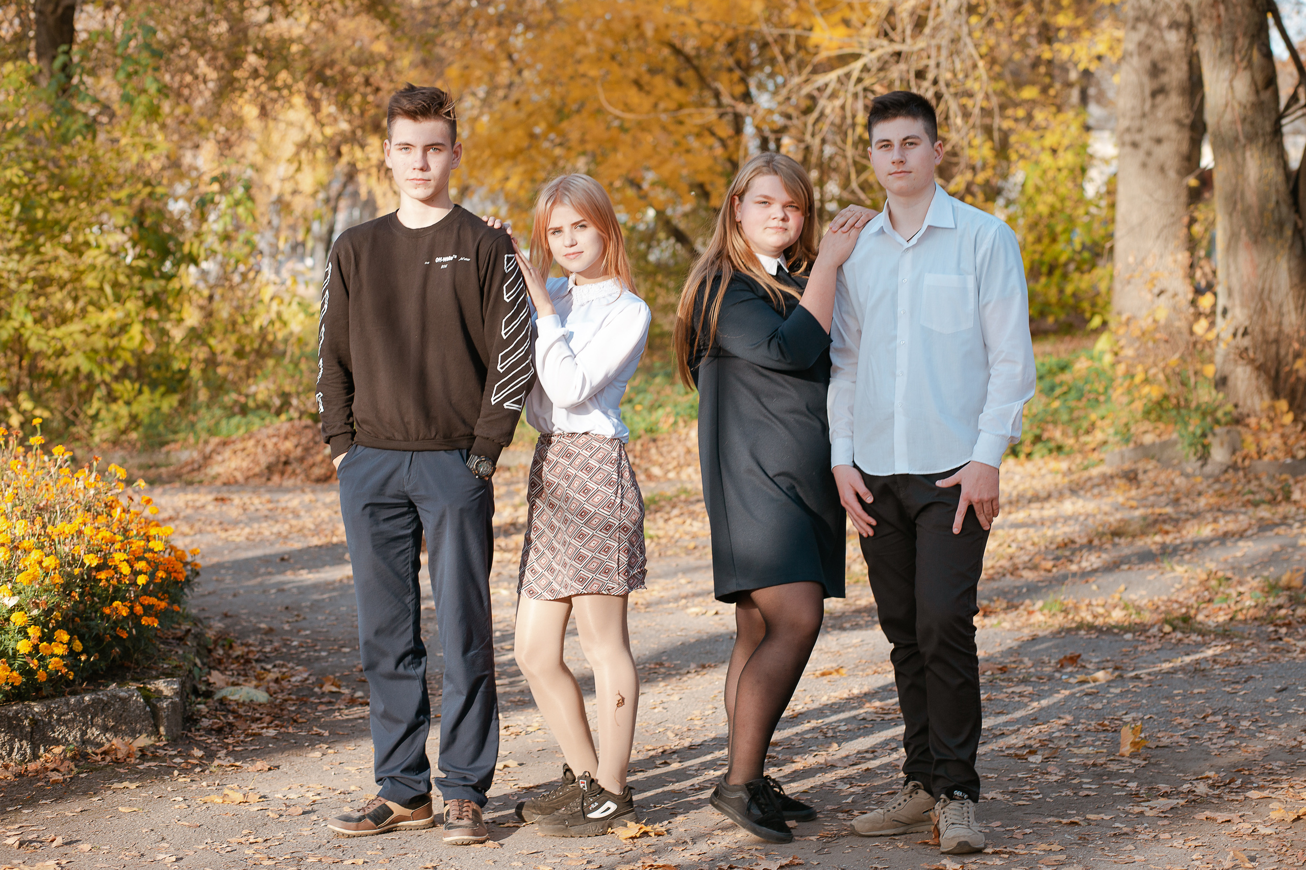 Фотосессия для выпускного альбома. Осень. Студия выпускных альбомов Остров