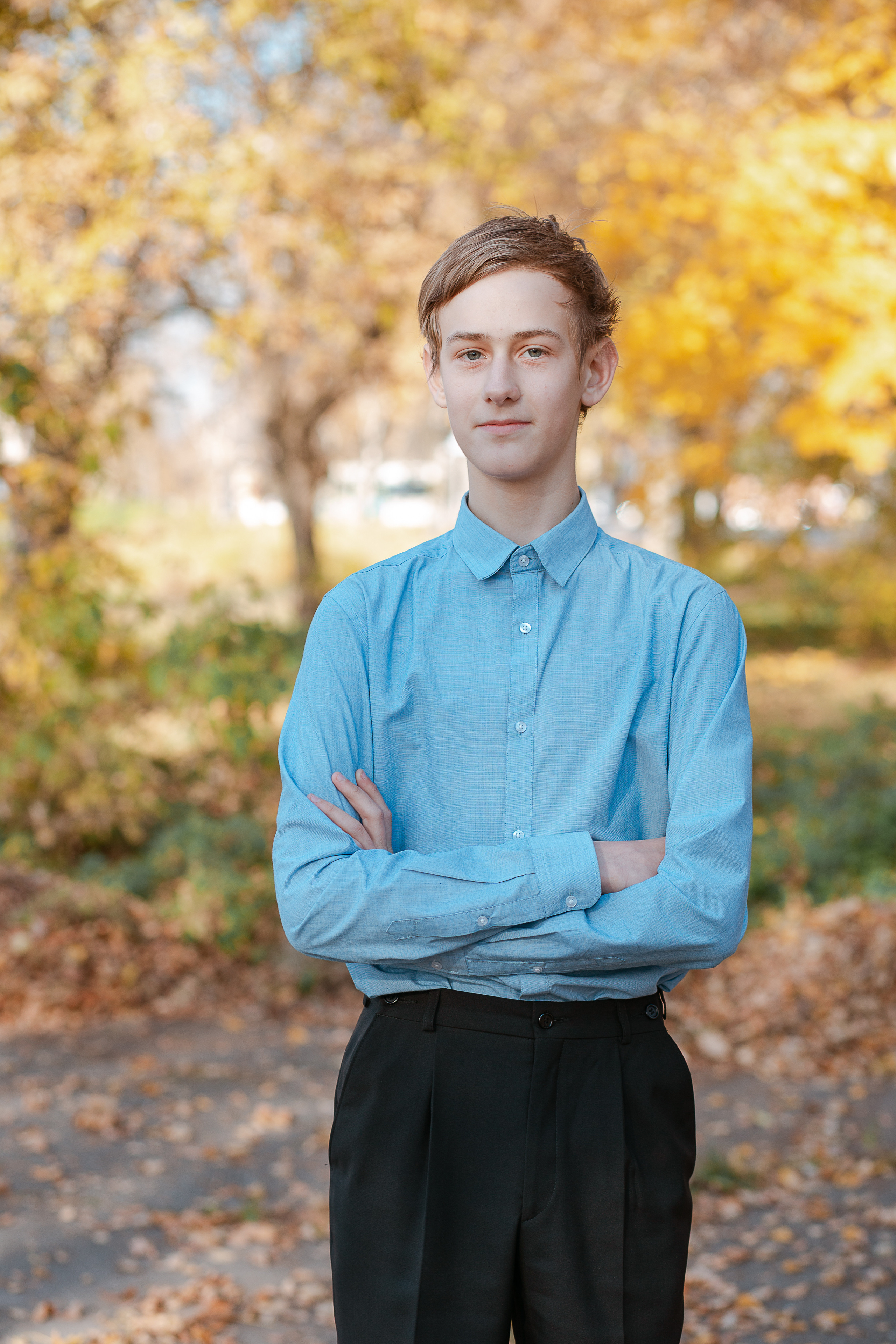 Осенняя фотосессия для выпускного альбома. Студия выпускных альбомов Остров