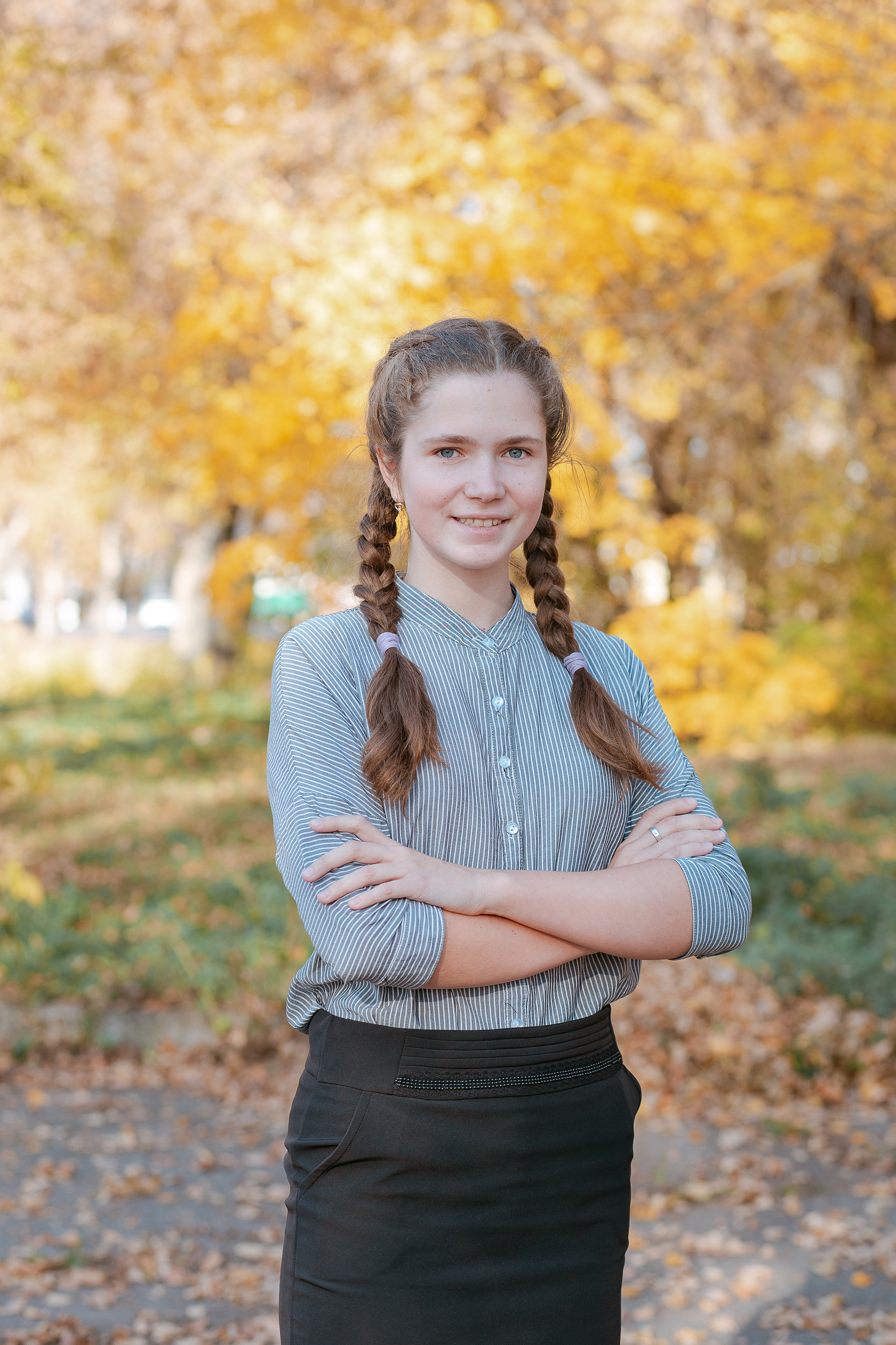 Осенняя фотосессия для выпускного альбома. Студия выпускных альбомов Остров