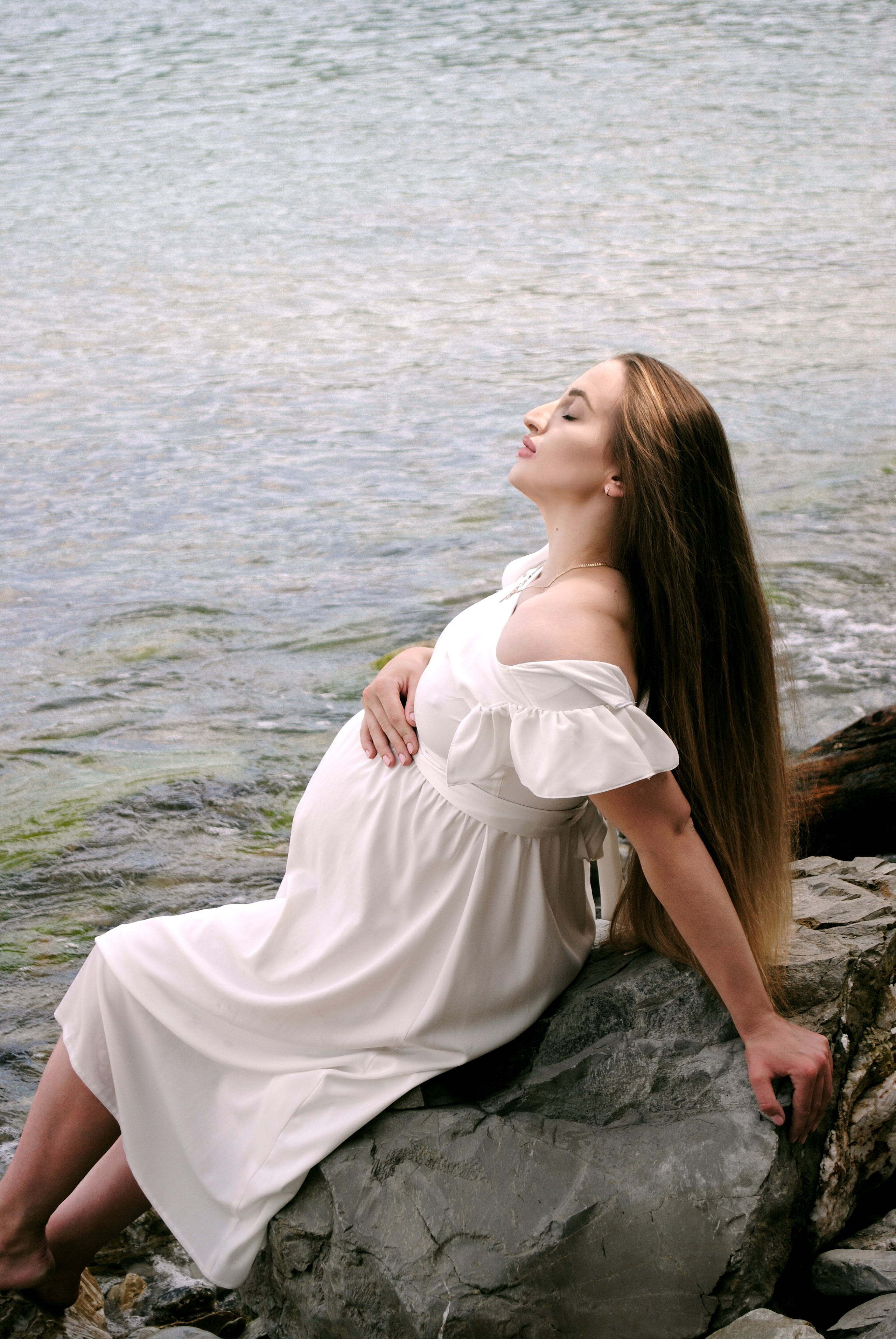 Беременность на берегу моря. Фотограф Мария Мусаелян