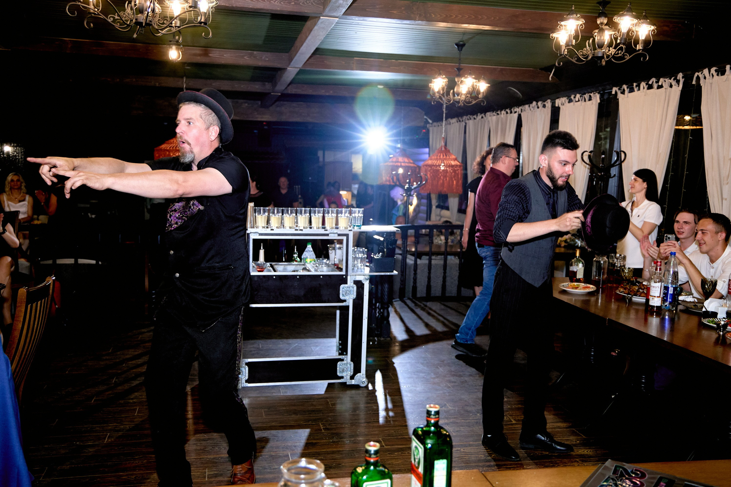 Выпускной 35 Сош. Фотограф Выпускные альбомы Таганрог Сергей Коробченко