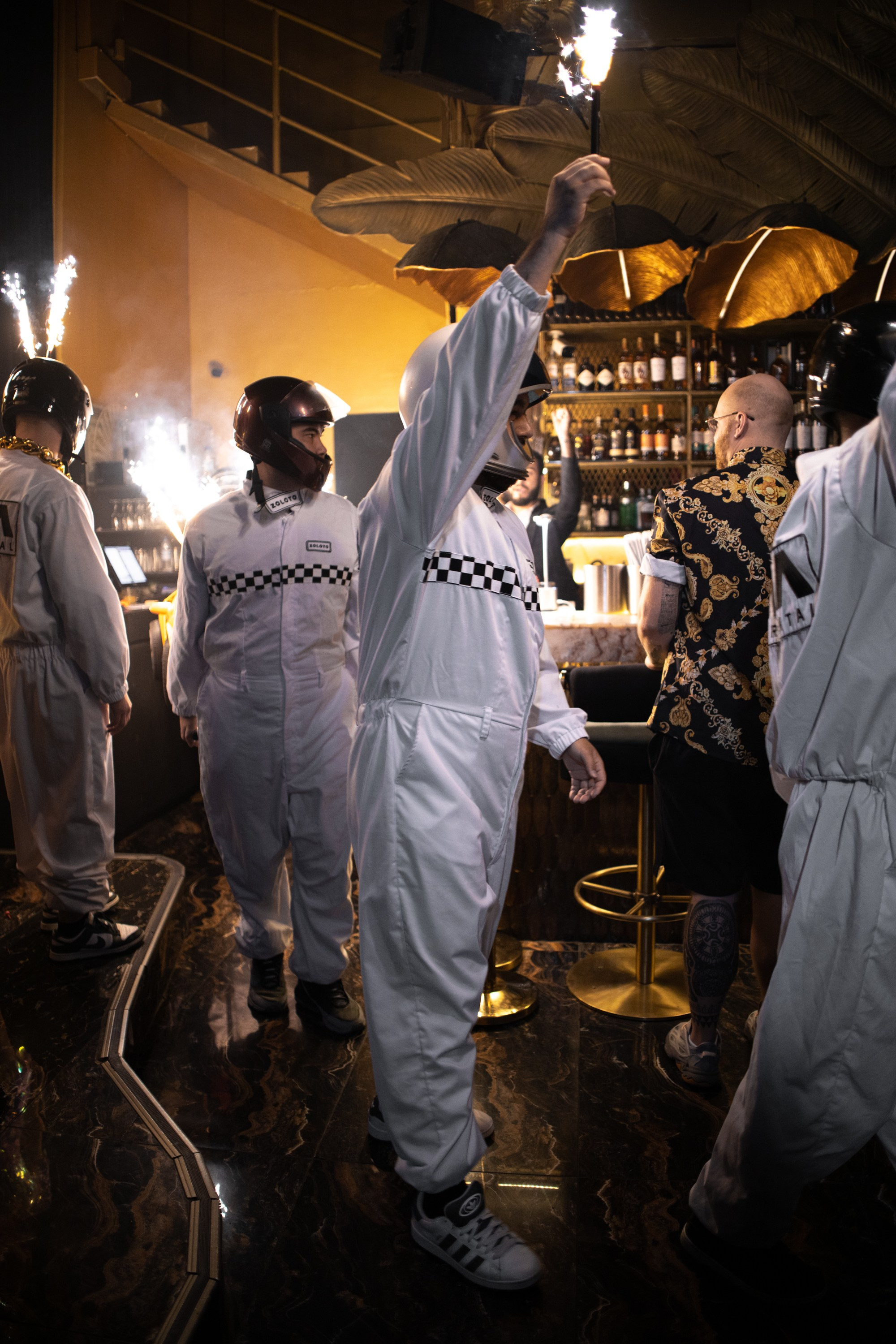 CONTENT FOR ZOLOTO. NOIZOMAX Художественный фотограф в Дубай