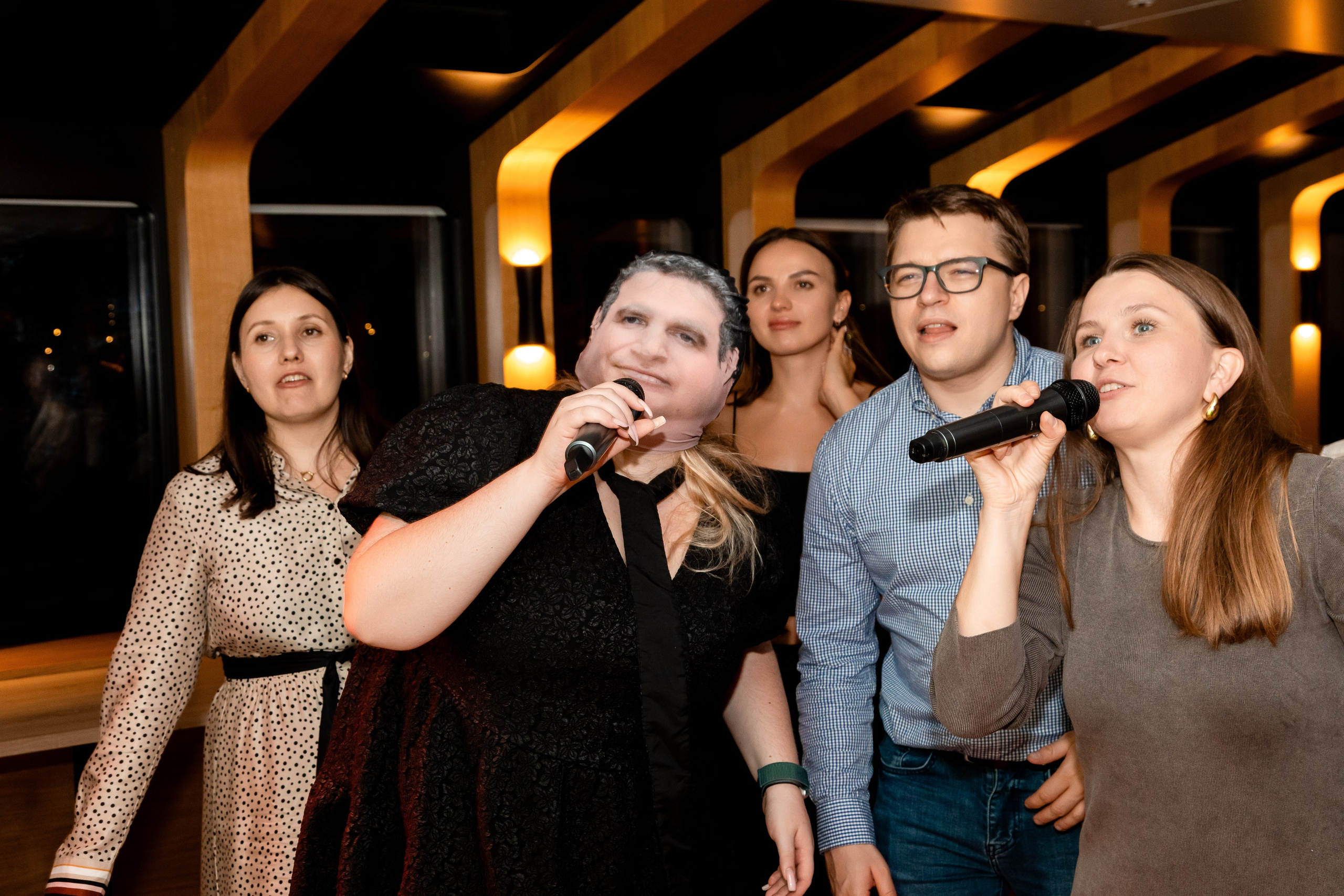 На воде. Главная