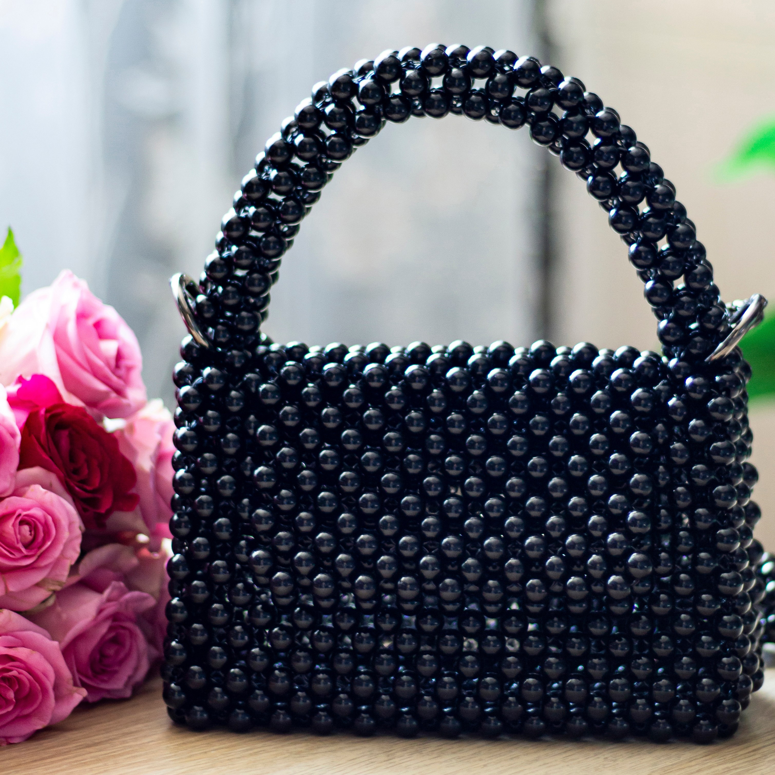 контент-фотосессия, сумочка из бусин ручной работы