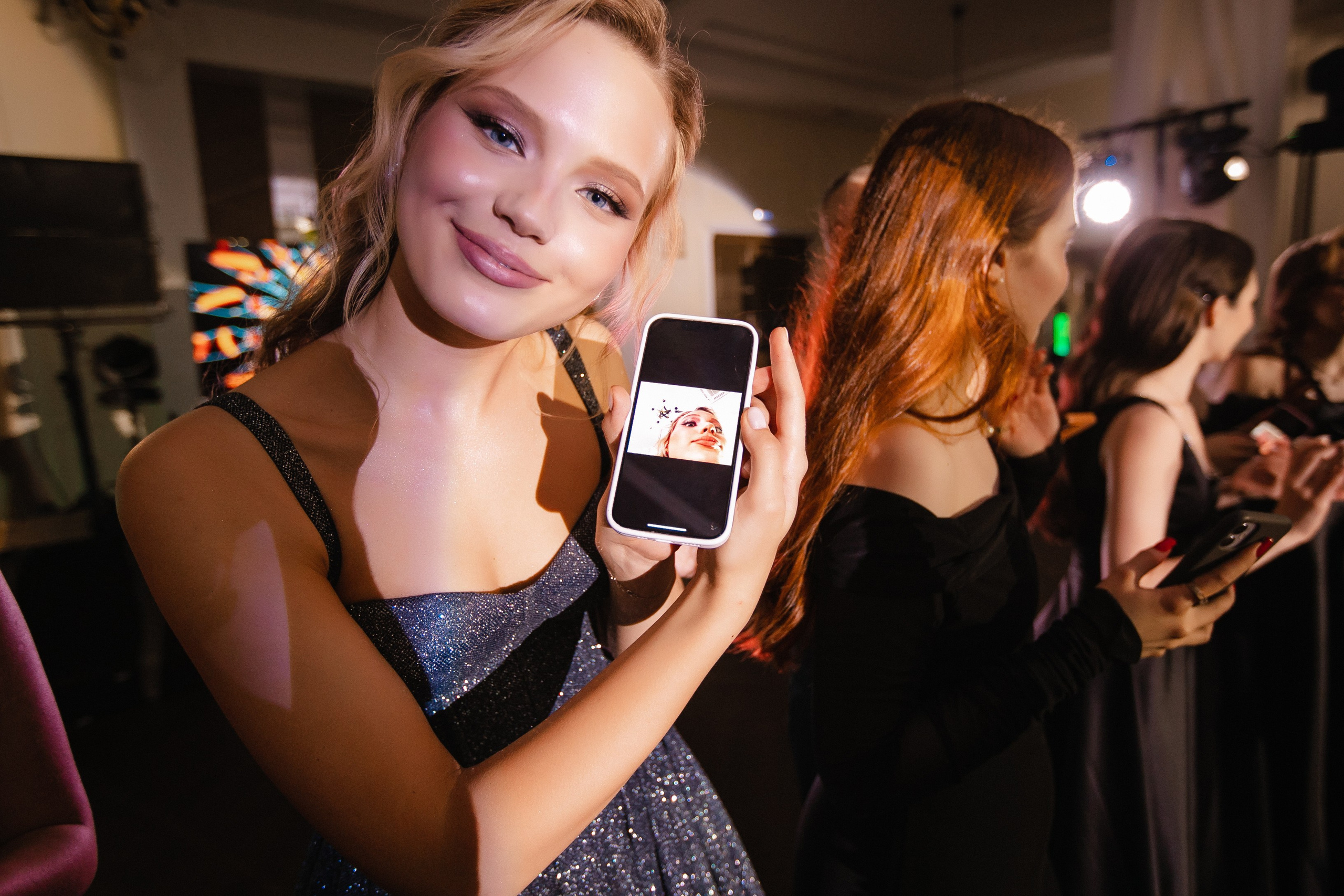 Выпускной Гимназия 1. Роман Урумбаев фотограф Нижневартовск