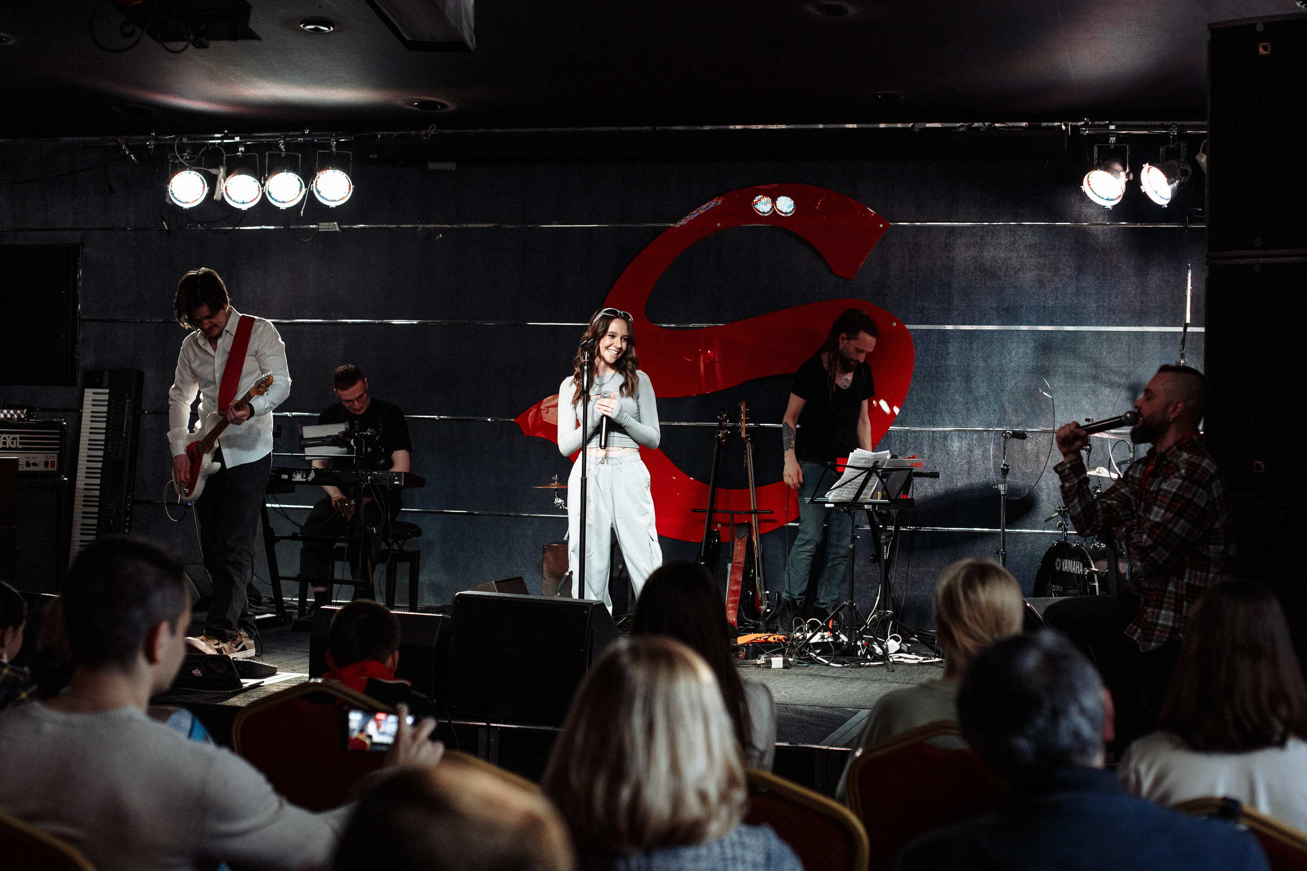 Отчетный концерт SANDLER STUDIO. Семейный фотограф Николаева Ольга