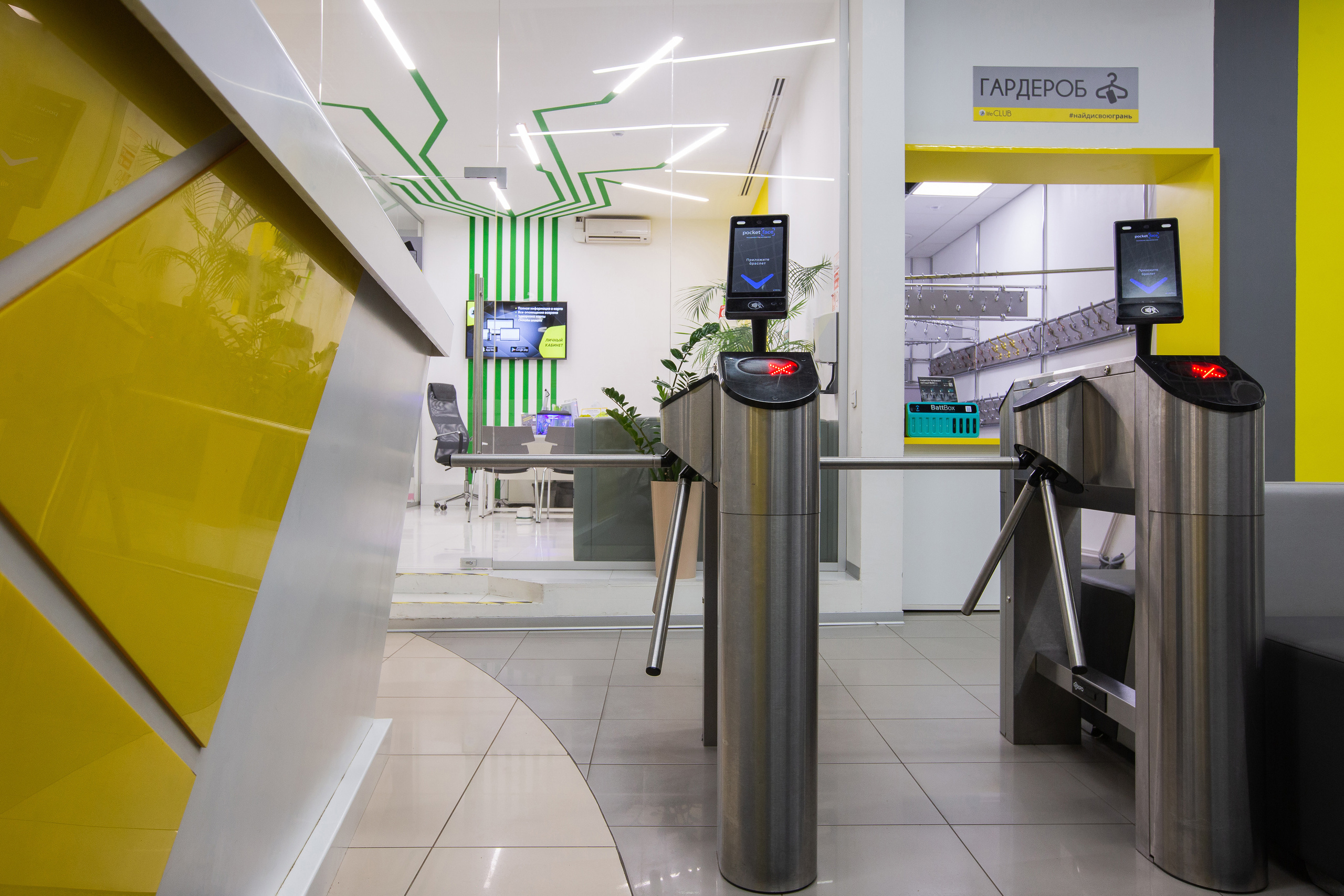 Съемка для Фитнес клуба lifeClub. Семейный фотограф Николаева Ольга