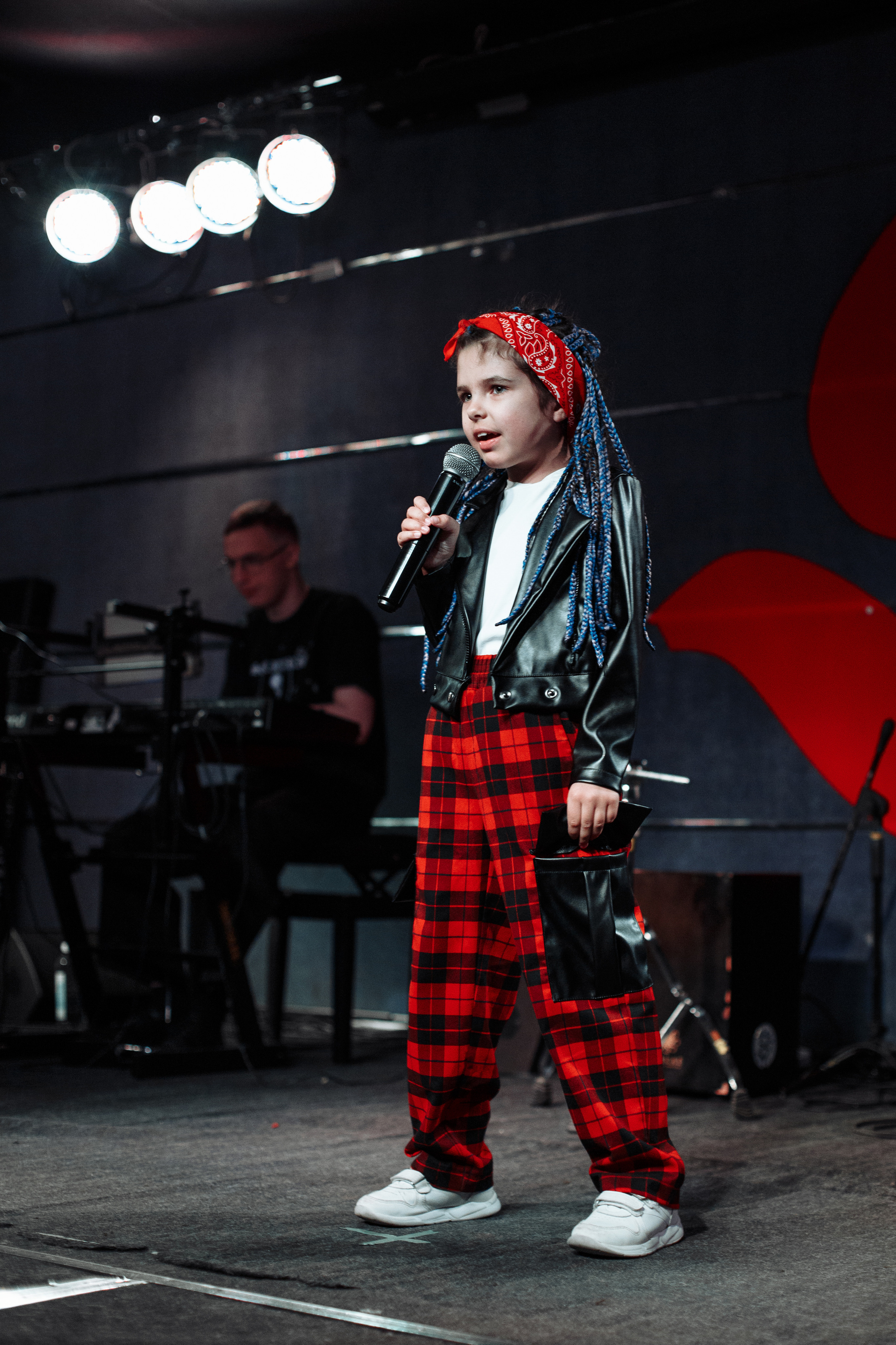 Отчетный концерт SANDLER STUDIO. Семейный фотограф Николаева Ольга