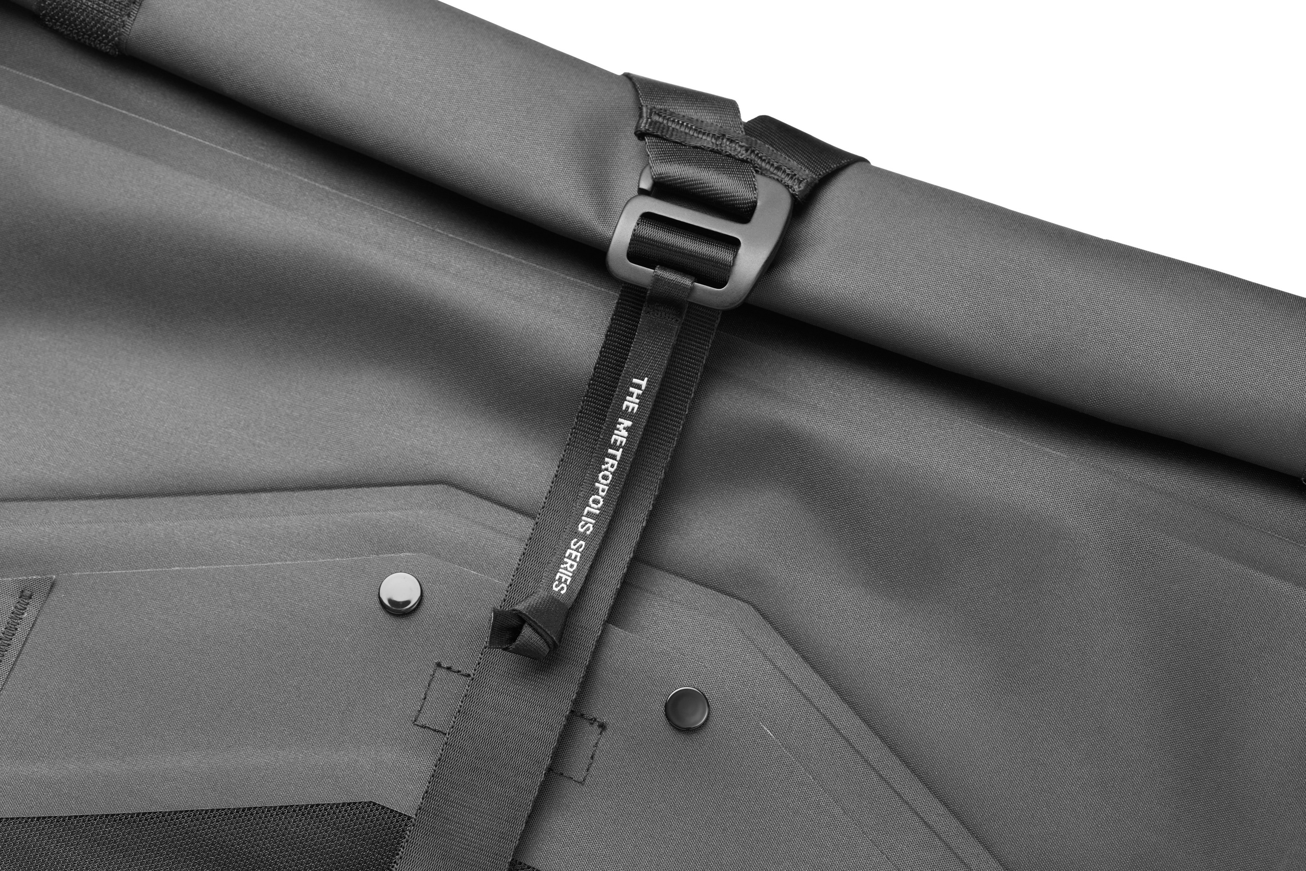 Одежда на манекене и враскладку. Олег Дмитриев