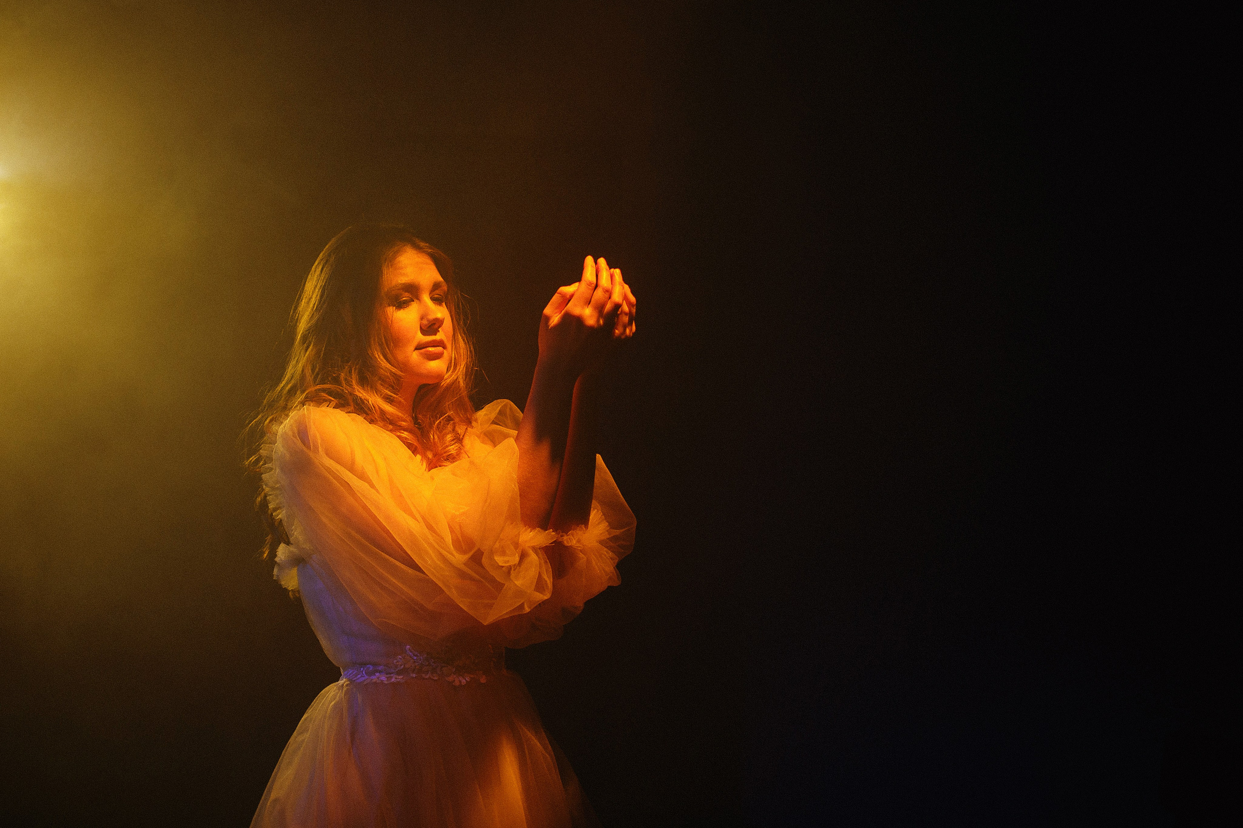 Творчество съемка девушки. Выпускные альбомы Искитим, Бердск и Новосибирск Крюкова Елена