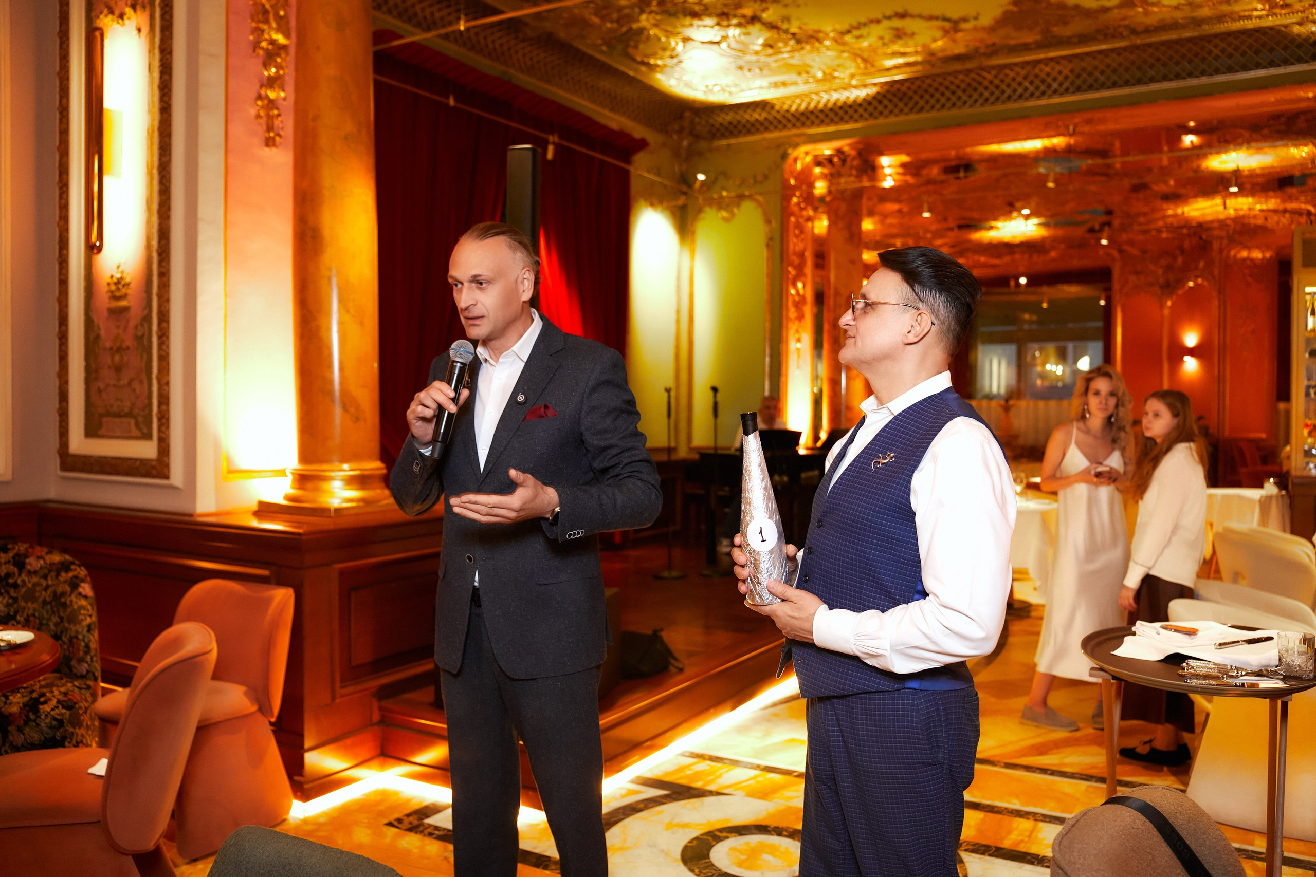 SAVOY. Кот в мешке. Александр Падежов — фотограф в Москве | Репортаж, бизнес, студия, свадьбы, семья