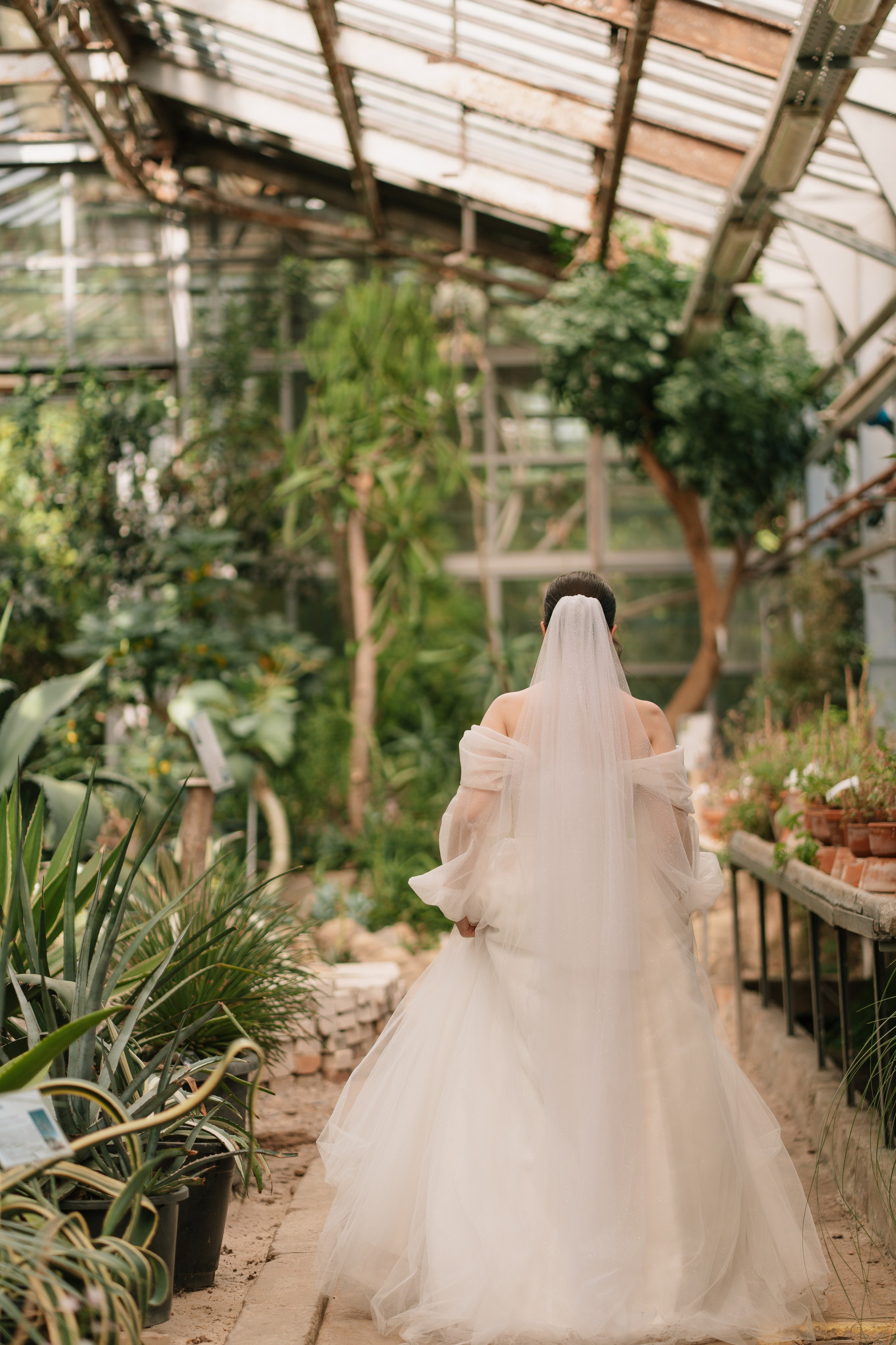 Свадебная фотосессия в оранжерее, Москва. Свадебный фотограф в Москве Анна Полушина