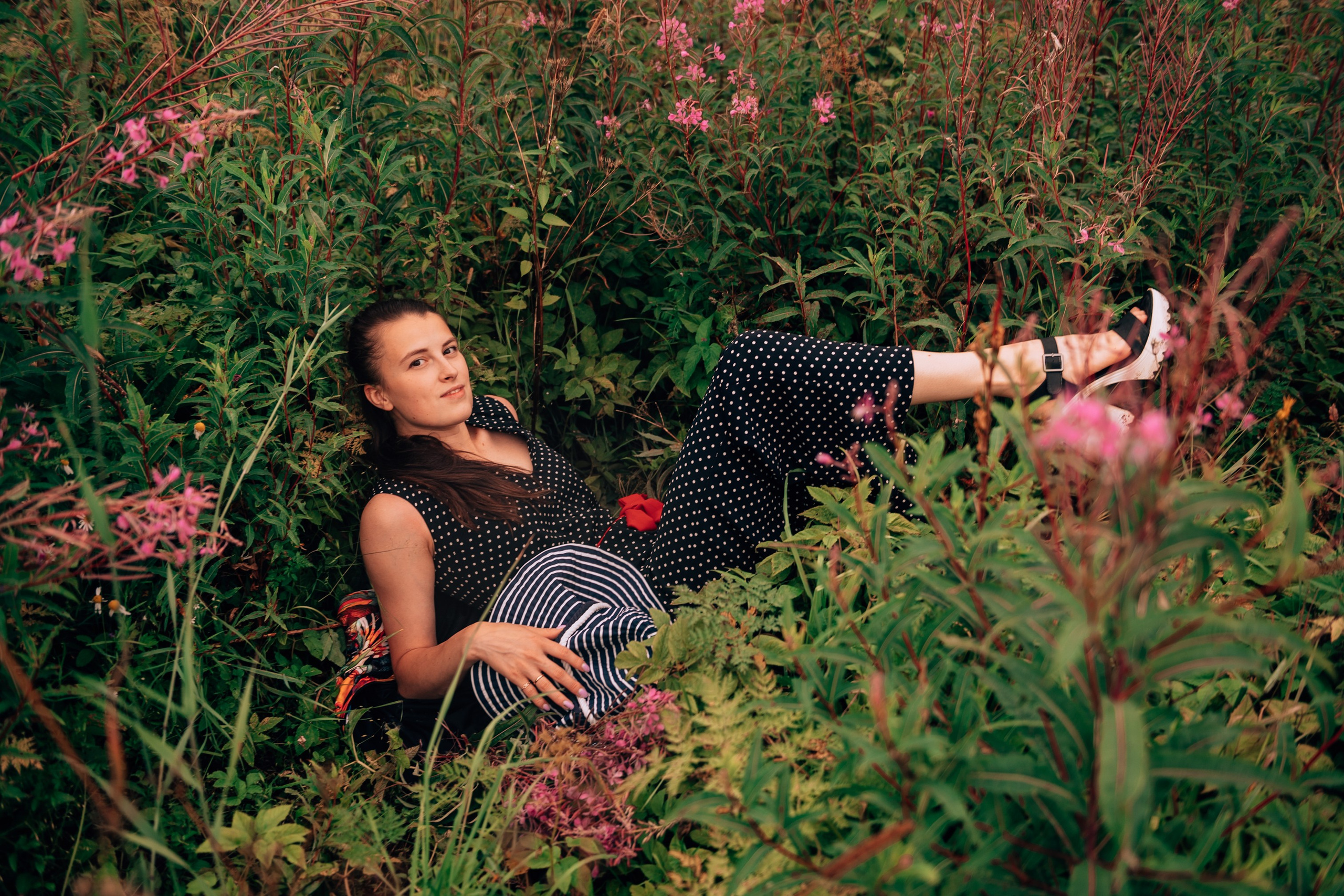 В полях Иван-чая. Свадебный и семейный фотограф София Невская