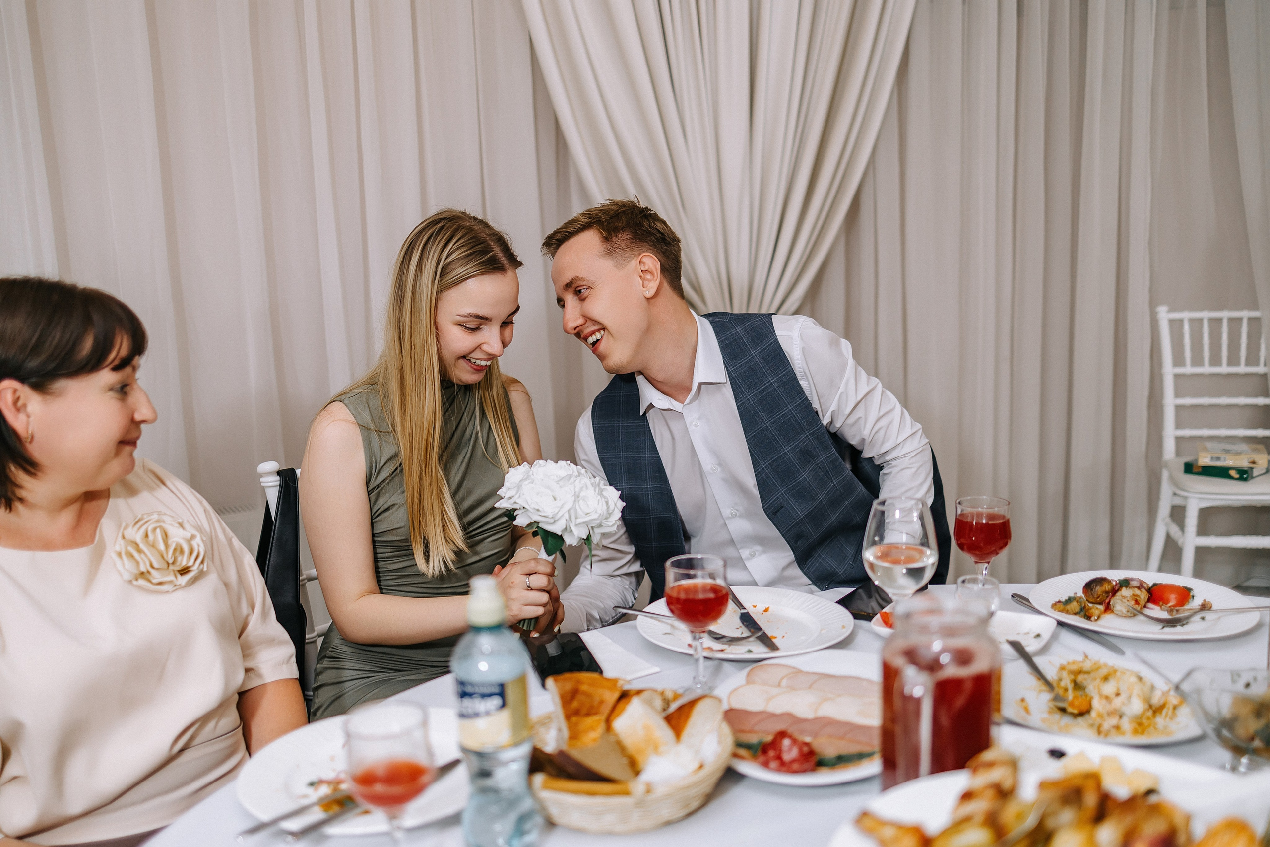 Даниил & Алина. Александр Антонов. Профессиональный свадебный, репортажный фотограф в Москве, Подольске. Фото+Видео на любой праздник