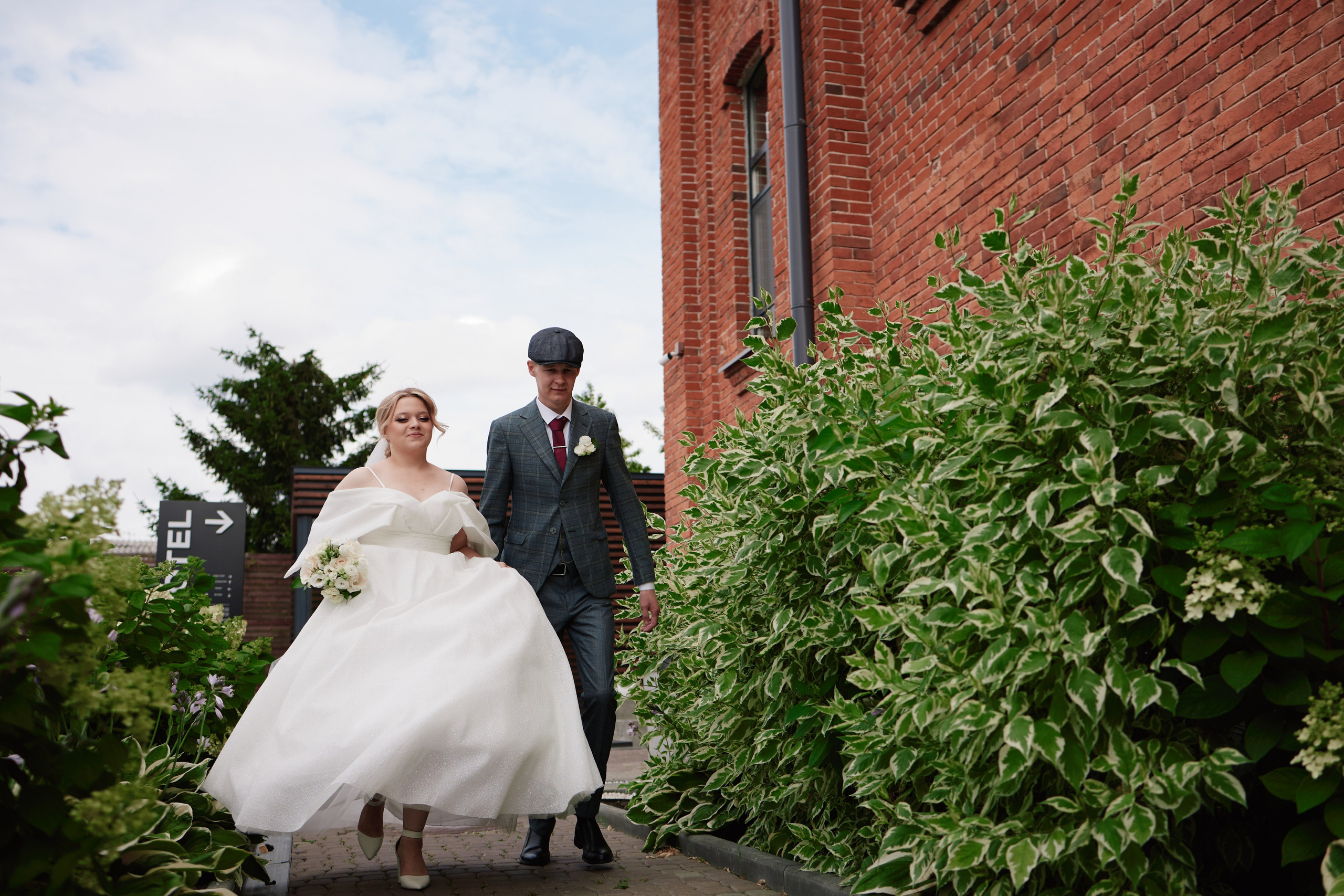 Свадебная фотосессия. Фотограф и видеограф в Кургане Леонид Корнильев