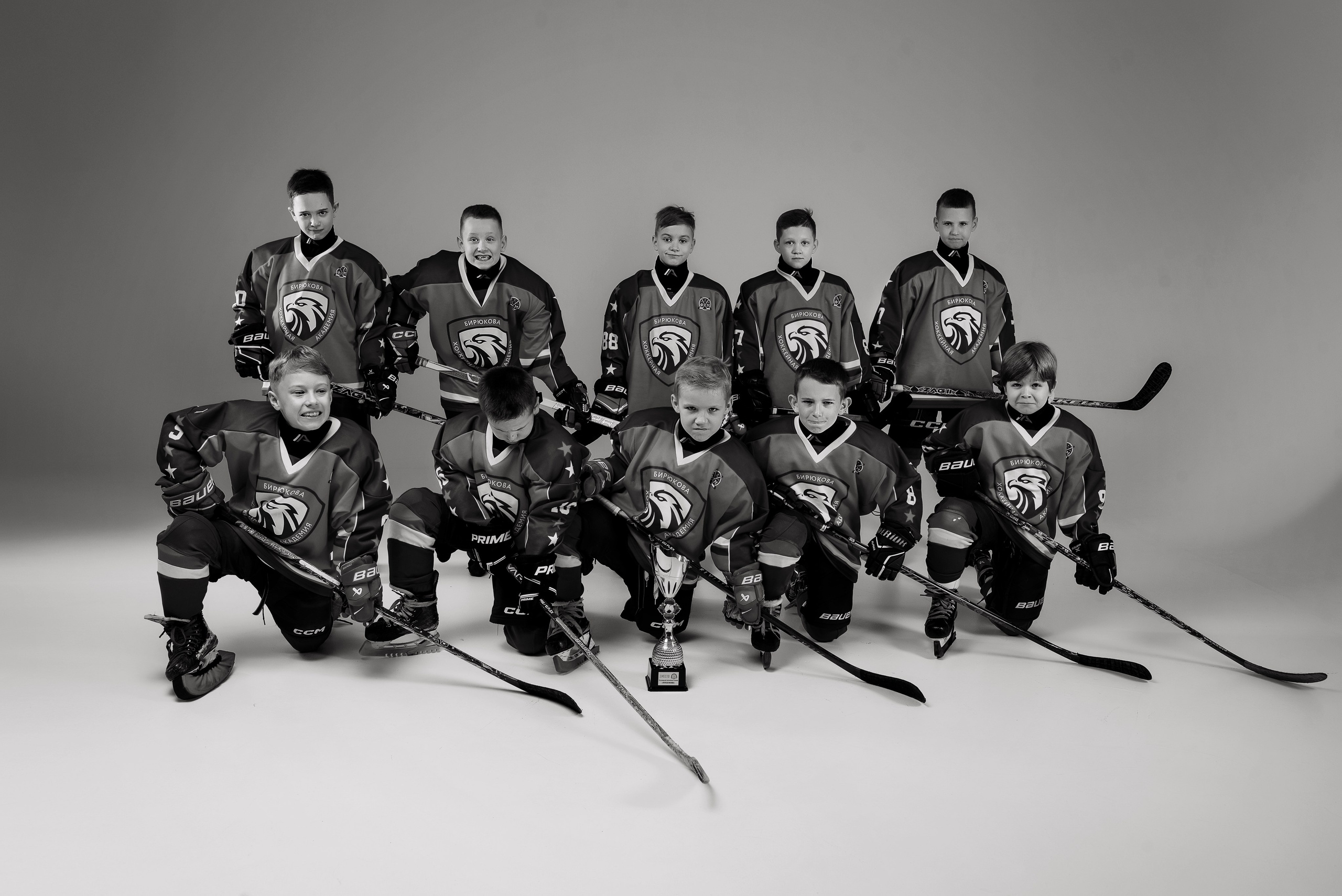 Хоккей — Гимнастика групповая съемка. Детский фотограф в Долгопрудном и Москве