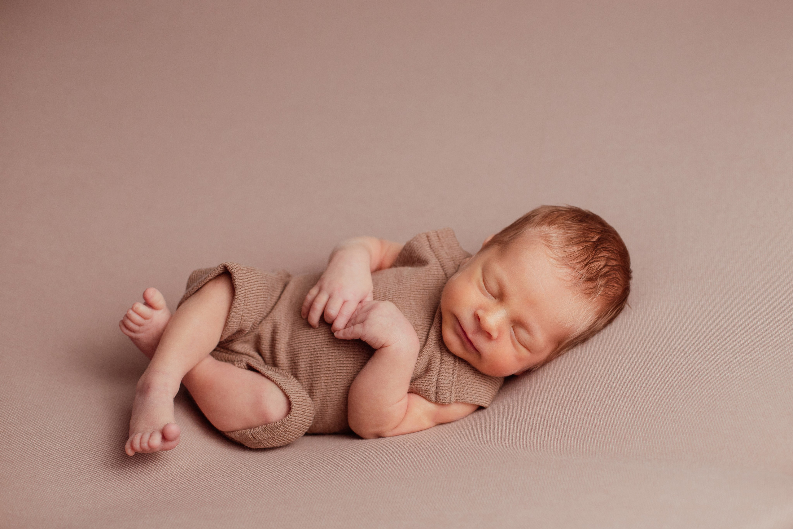 Малыш Илюша (13 дней). Фотограф в Северском районе| г. Краснодар Алена Заливчая