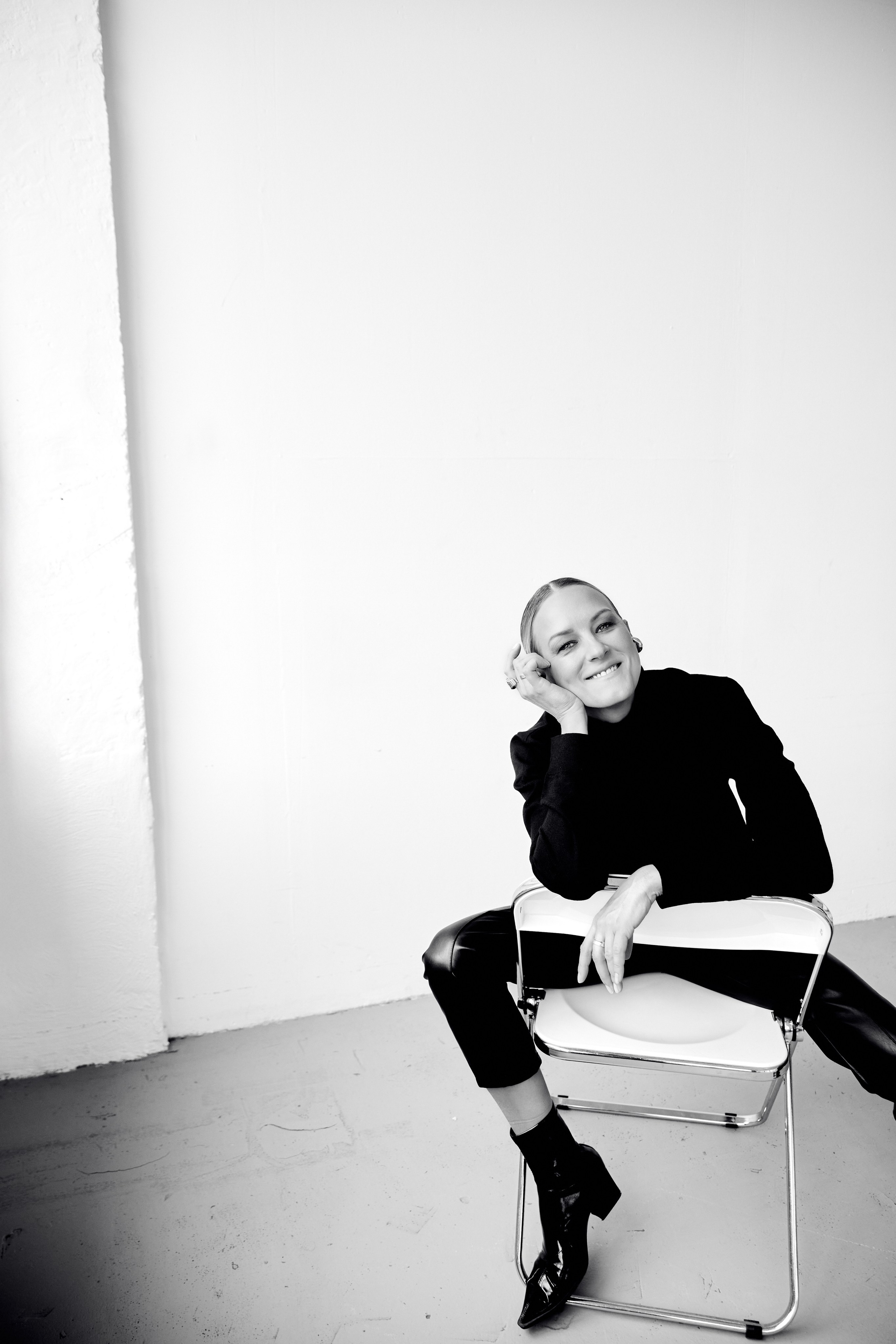 NATALY. Yulia Otroschenko