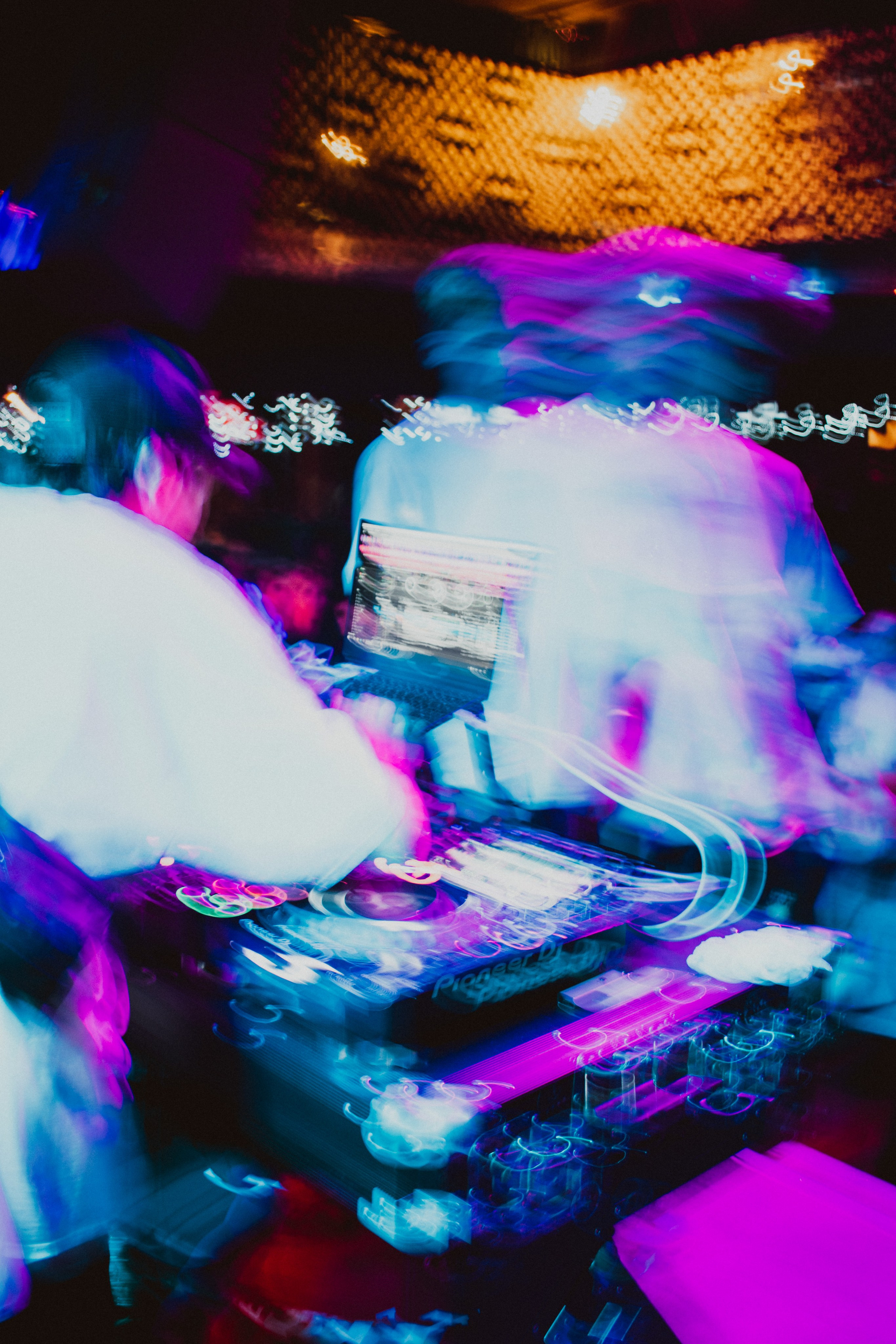 Клубные. Бар «Under». Фотограф/видеограф Богдан Голованов