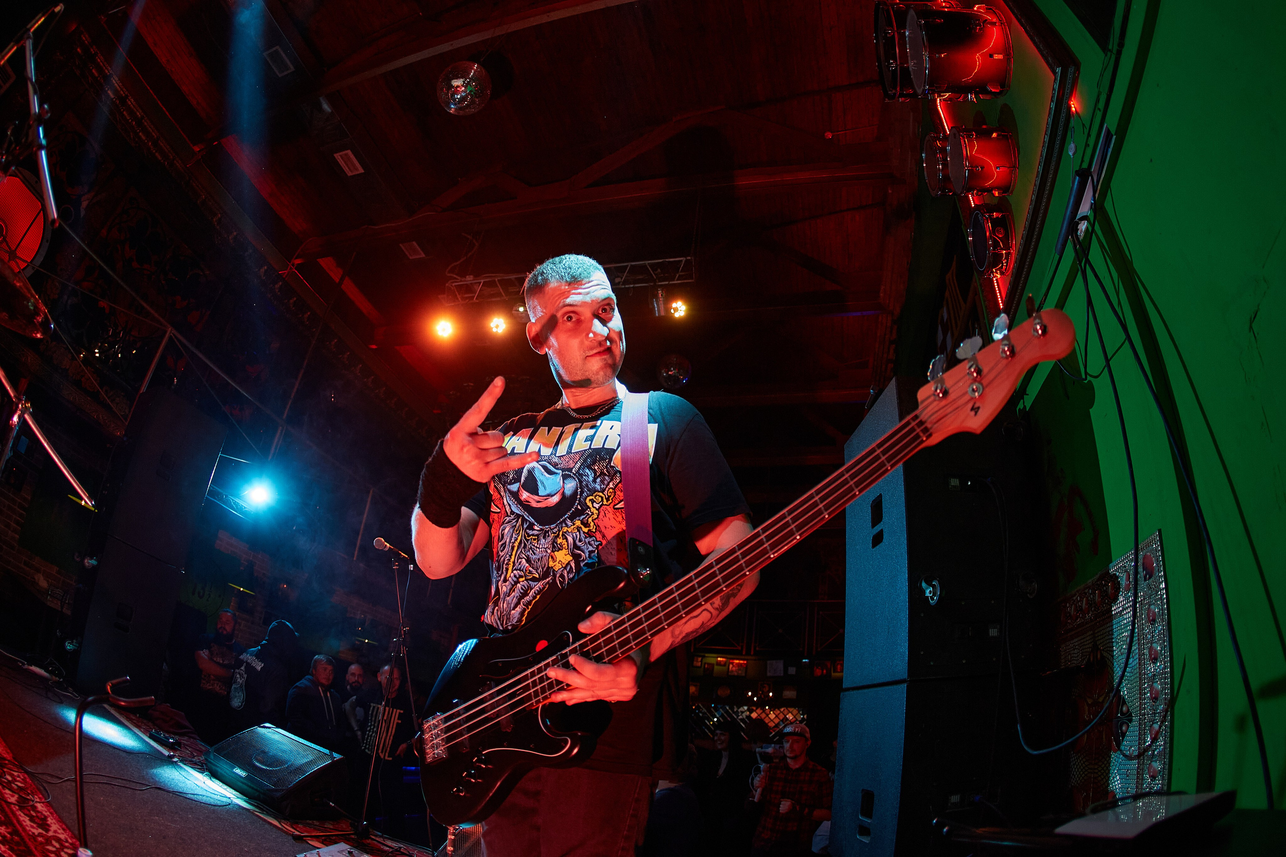 2023-11-03. Abysslooker