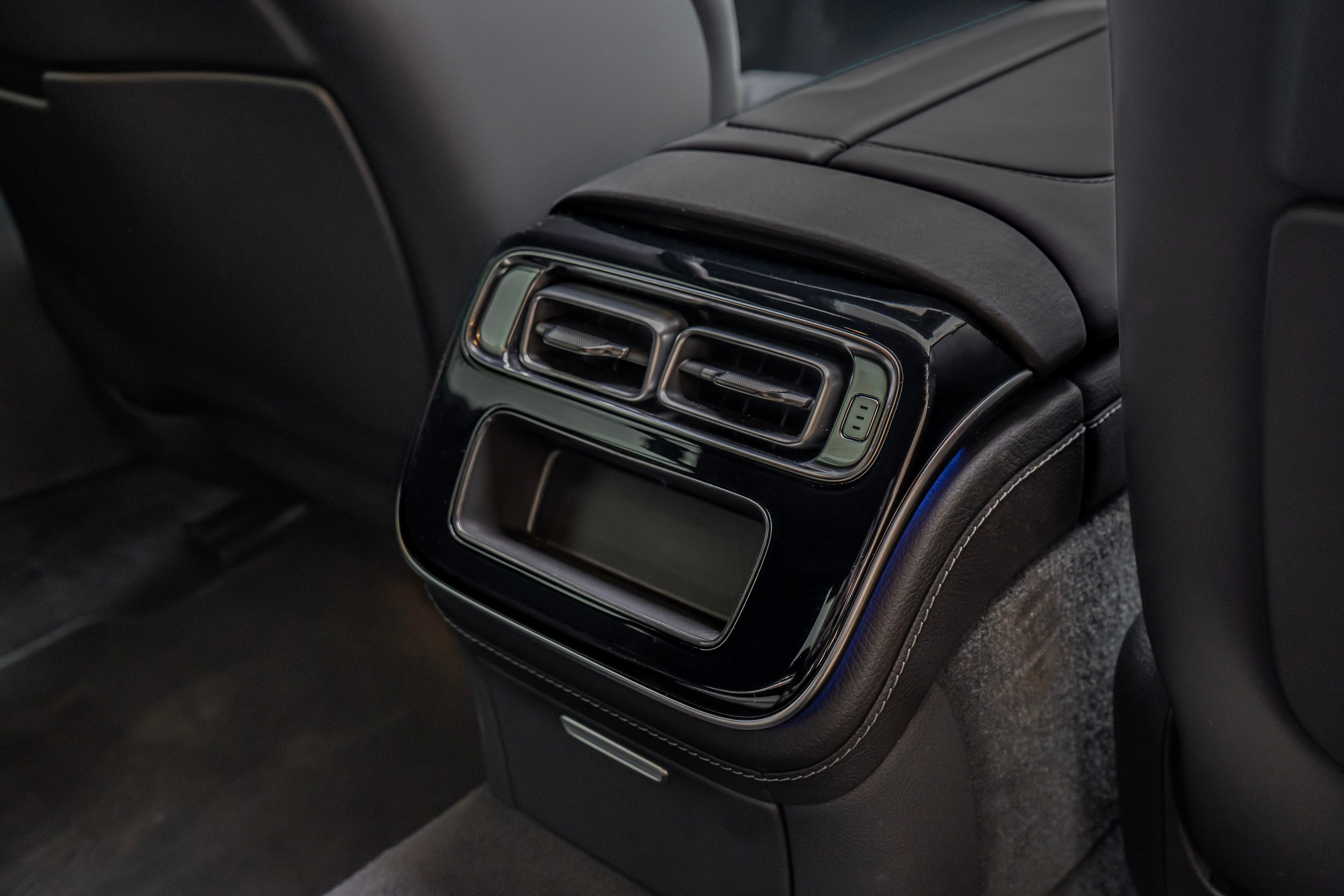 Mercedes S-class (W223). Автомобильный фотограф Ногинск Денис Городок