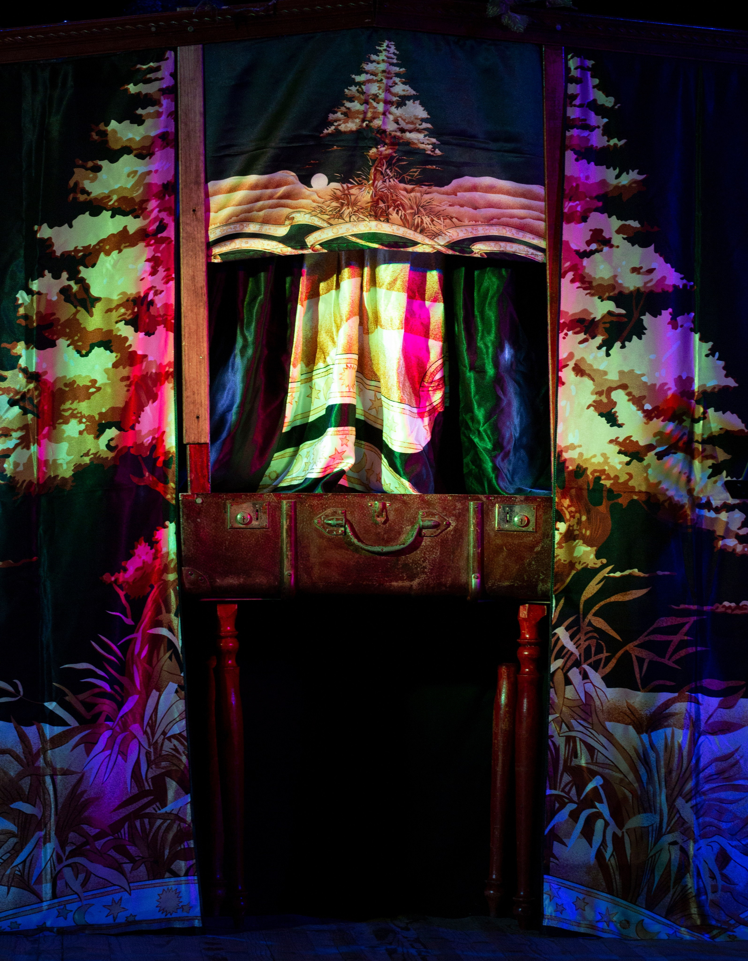 Маленькая ведьма спектакль театра Саквояж. Фотограф в Сочи Юрий Шептаев