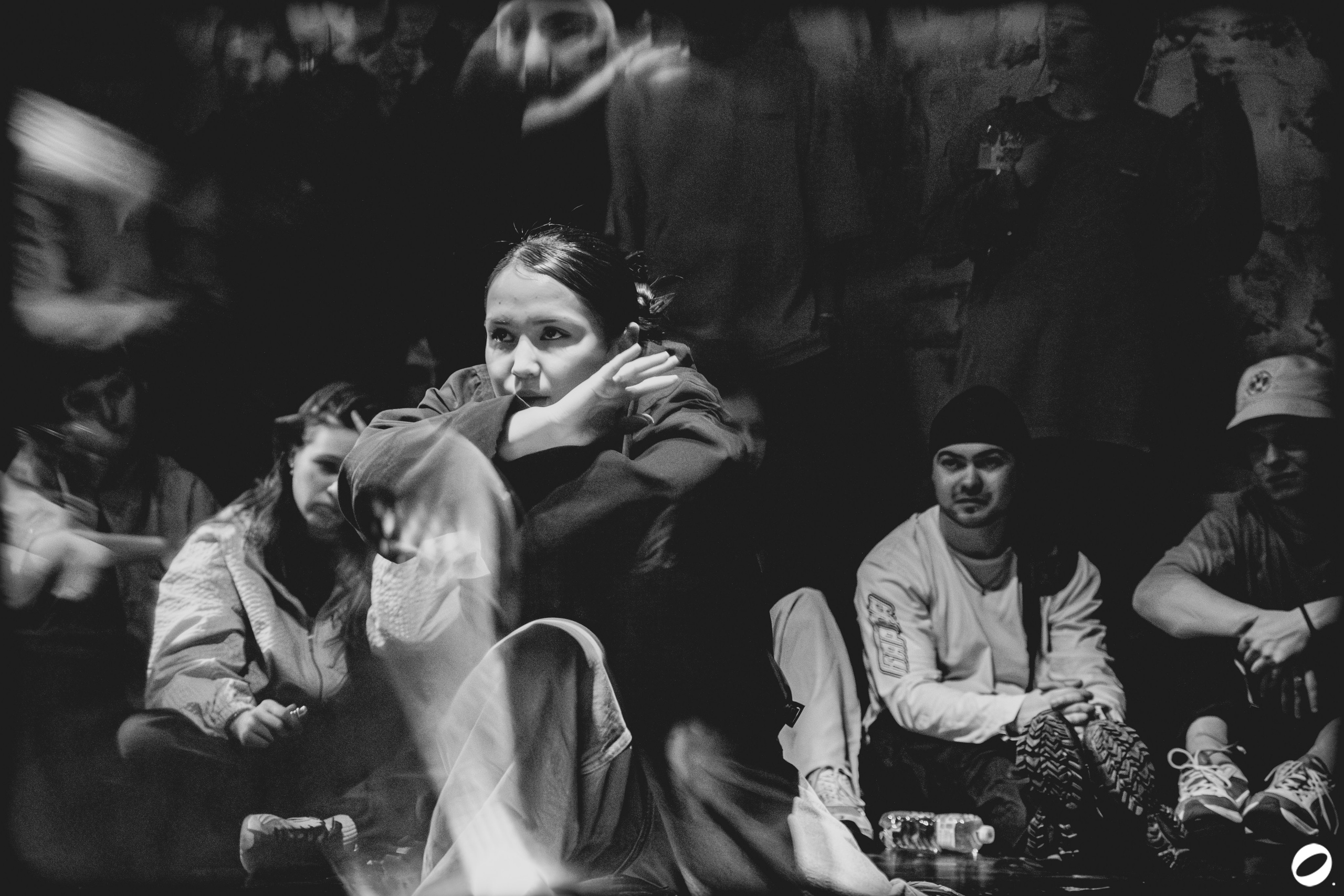 ODD.CLUB 04/04 (@youlovebu). Соня бу тебя сфоткала
