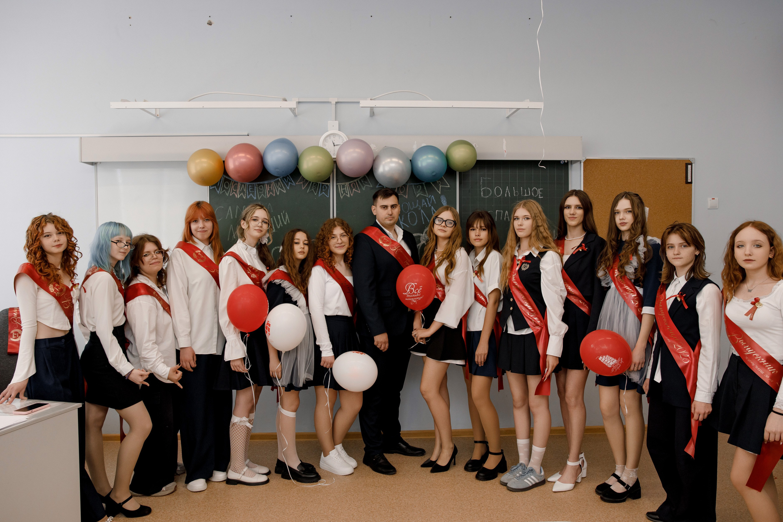 Школа 107 г. Краснодар. Выпускные альбомы в Краснодарском крае