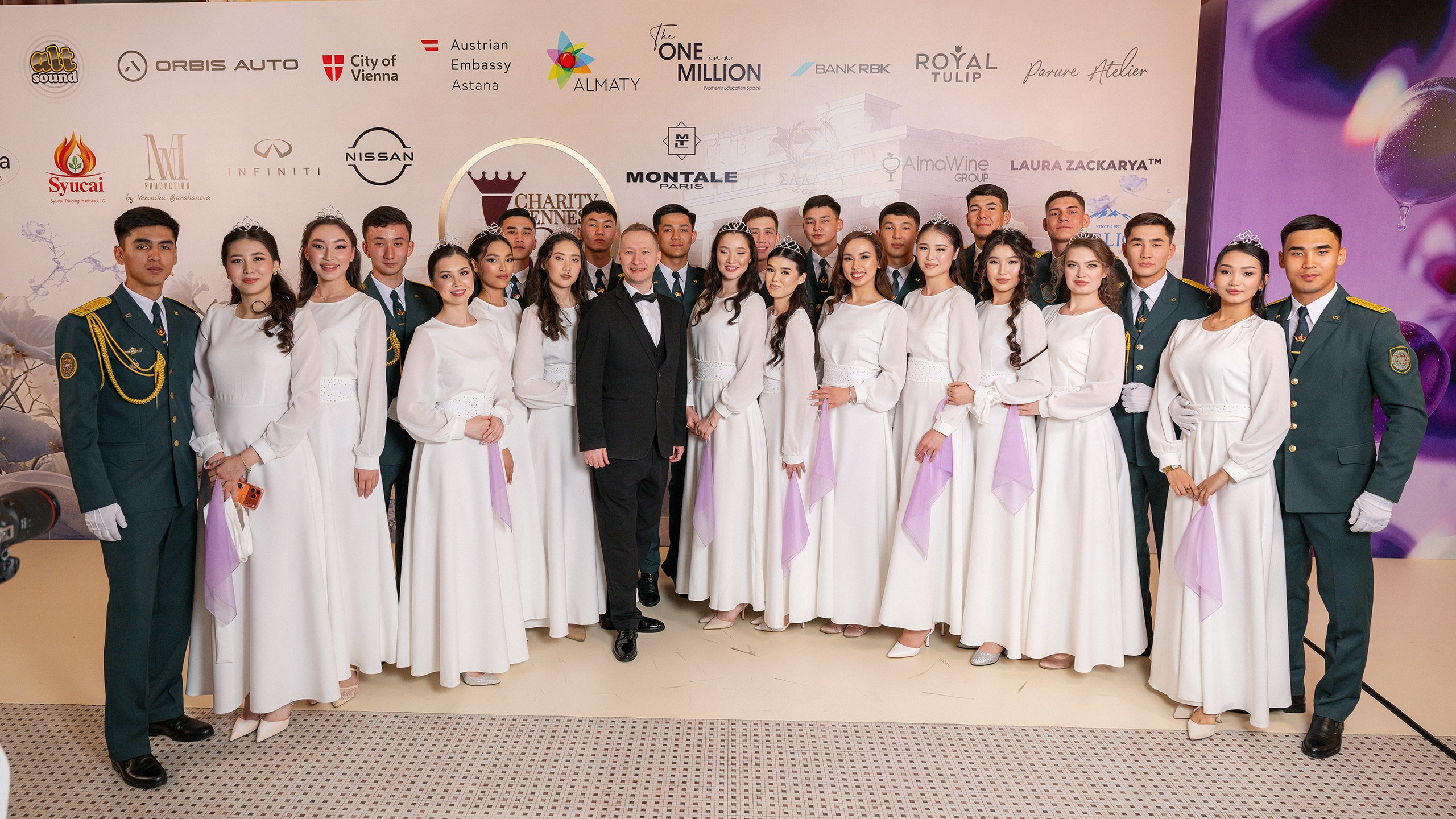 Montale. Photographer in Almaty — Alexey Konkov | Reportage, Weddings, Portraits, Love Story