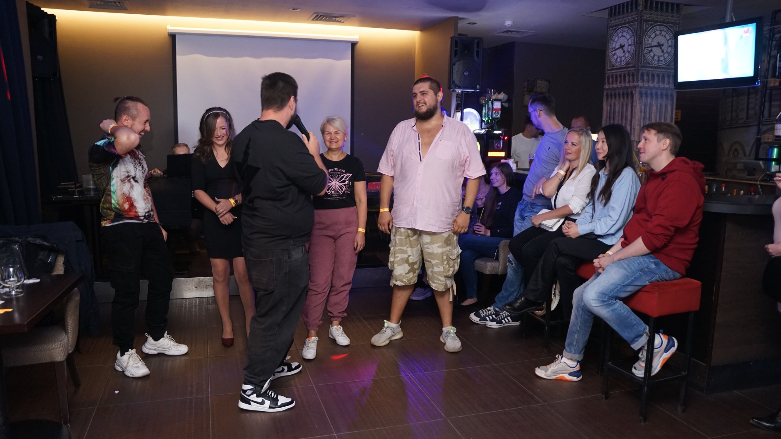 «И снова…» Клубная вечеринка | 03.09.22. Галерея Фантим